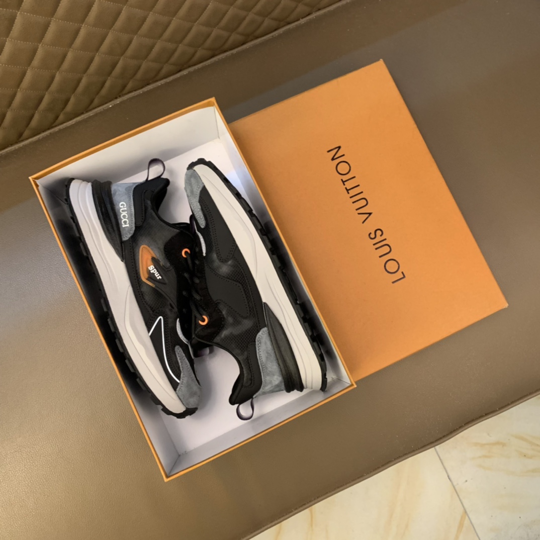 I5 LOUlS VUlTTON 牛里路易威登～独特现休闲风.LV专柜代购休闲鞋 男士2021专柜同步发售,意大利进口品牌精选头层柔软牛皮特殊面料,牛皮内里 拒绝脱色磨脚鞋底：原厂特供原版底实物更赞 适合户外司机驾车完美 男装男鞋码数：38-44 45可定做 .棕色 黑色 选