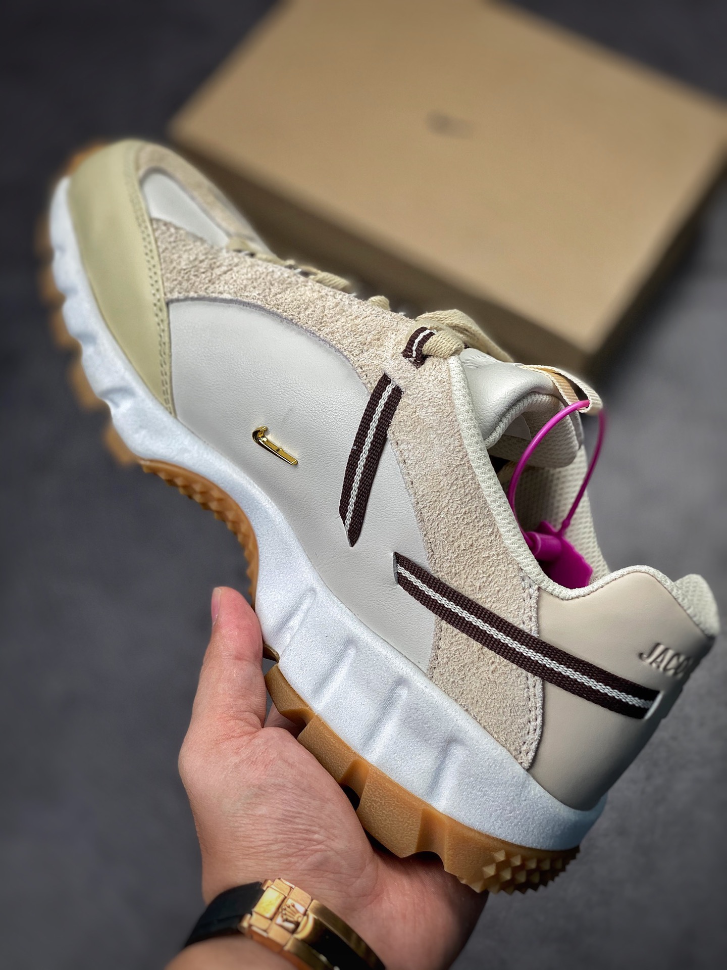 300 Jacquemus x Nike Air Humara Lx 联名复古户外运动鞋 DR0420-001