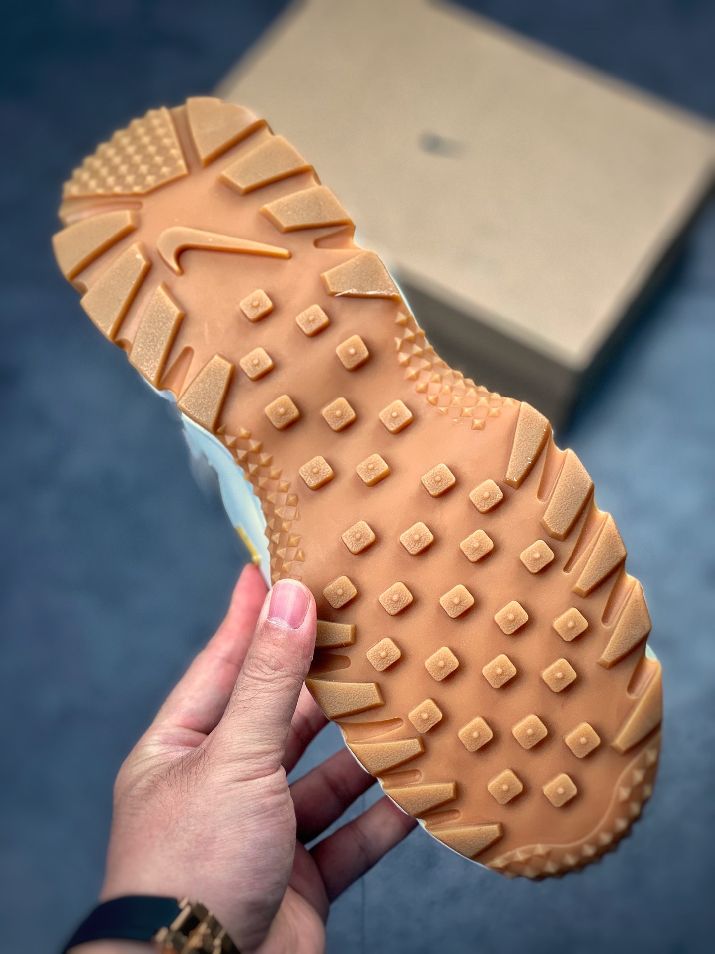 300 Jacquemus x Nike Air Humara Lx 联名复古户外运动鞋 DR0420-001