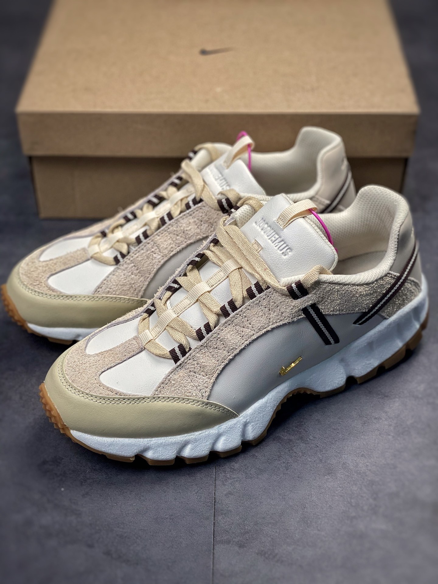 300 Jacquemus x Nike Air Humara Lx 联名复古户外运动鞋 DR0420-001