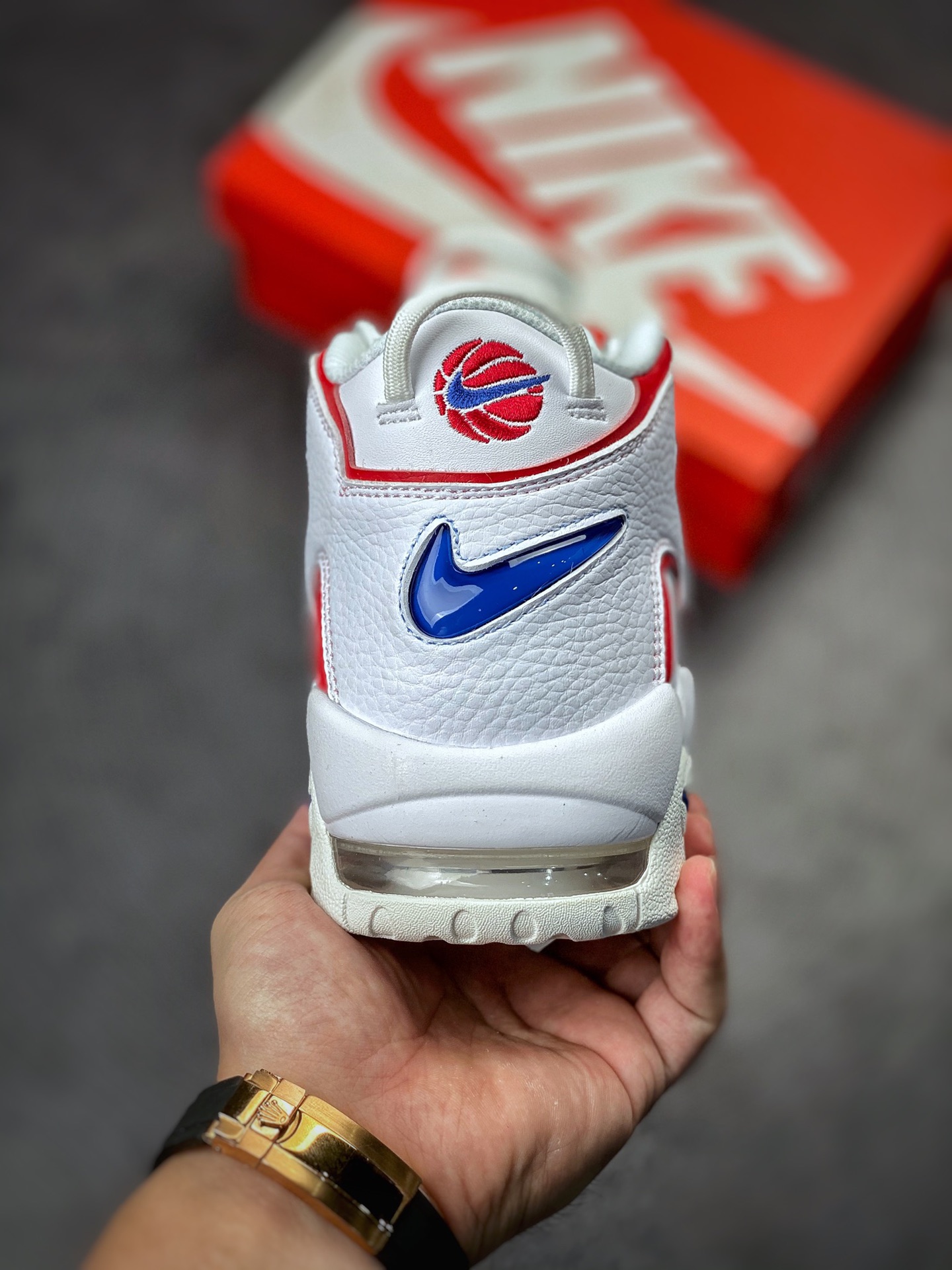 260 Air More Uptempo 代表着历史最高版本皮蓬 X2662-100