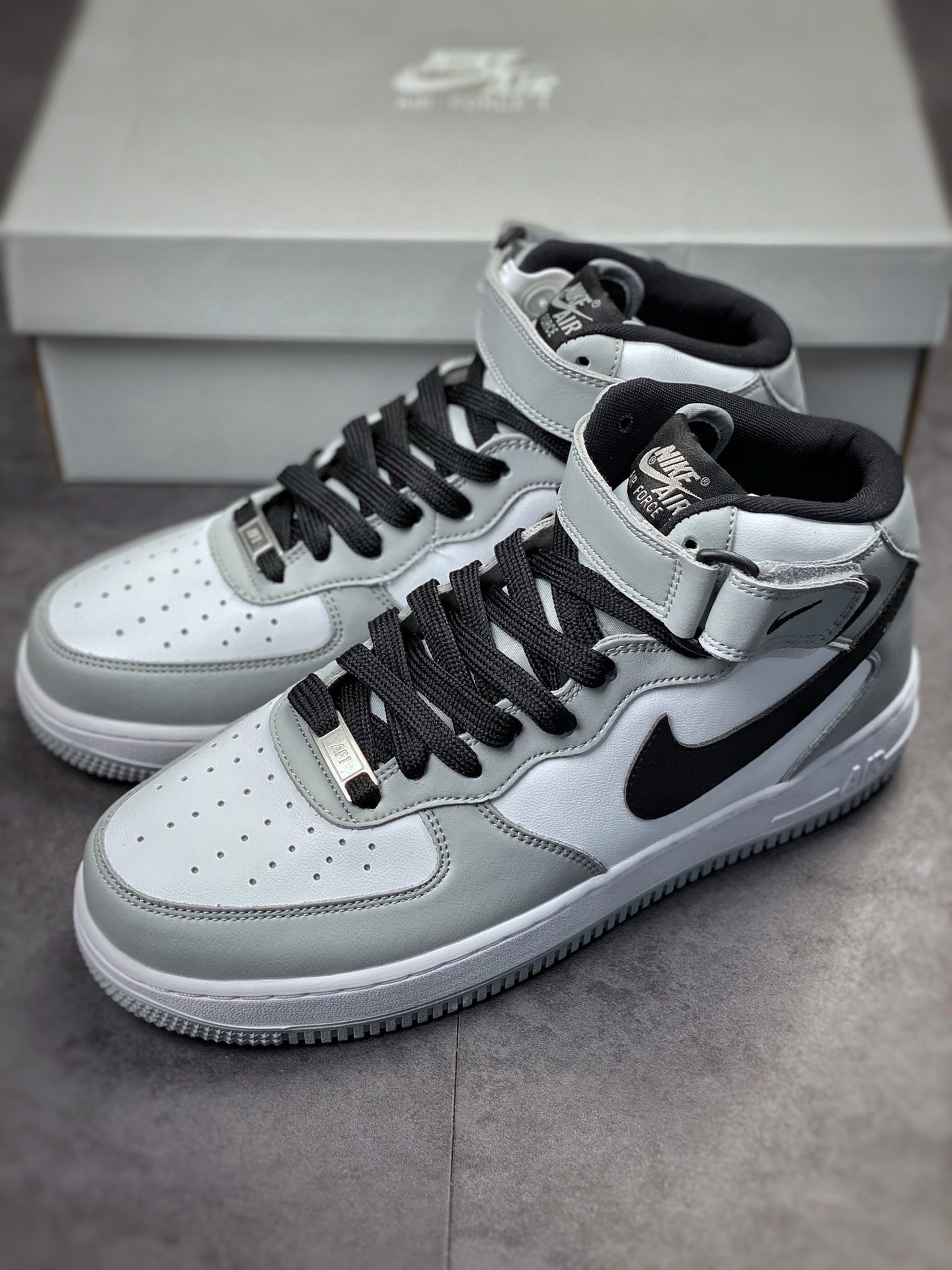 250 Nike Air Force 1 Mid 灰黑白 HG1522-016