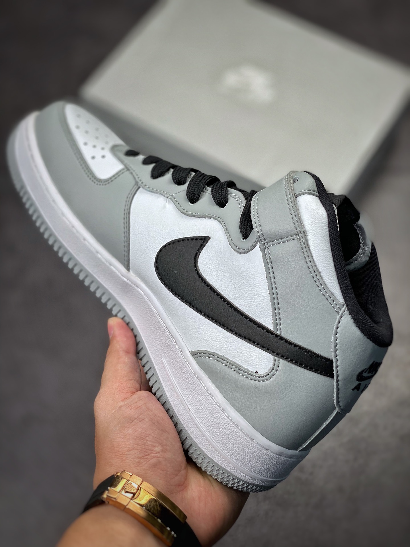 250 Nike Air Force 1 Mid 灰黑白 HG1522-016