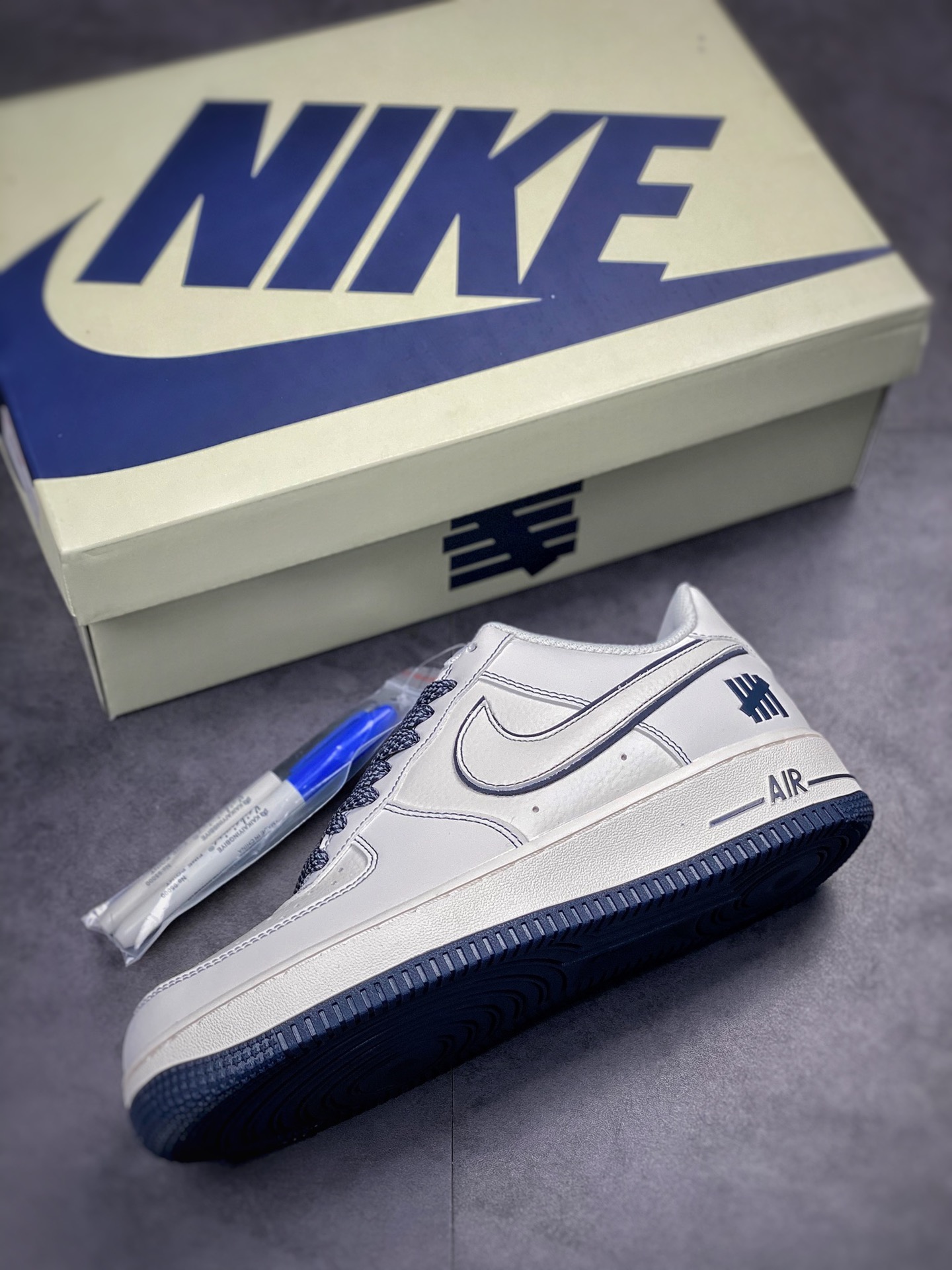 230 Nike Air Force 1 Low 07 Undefeated 米深蓝 UN3699-033