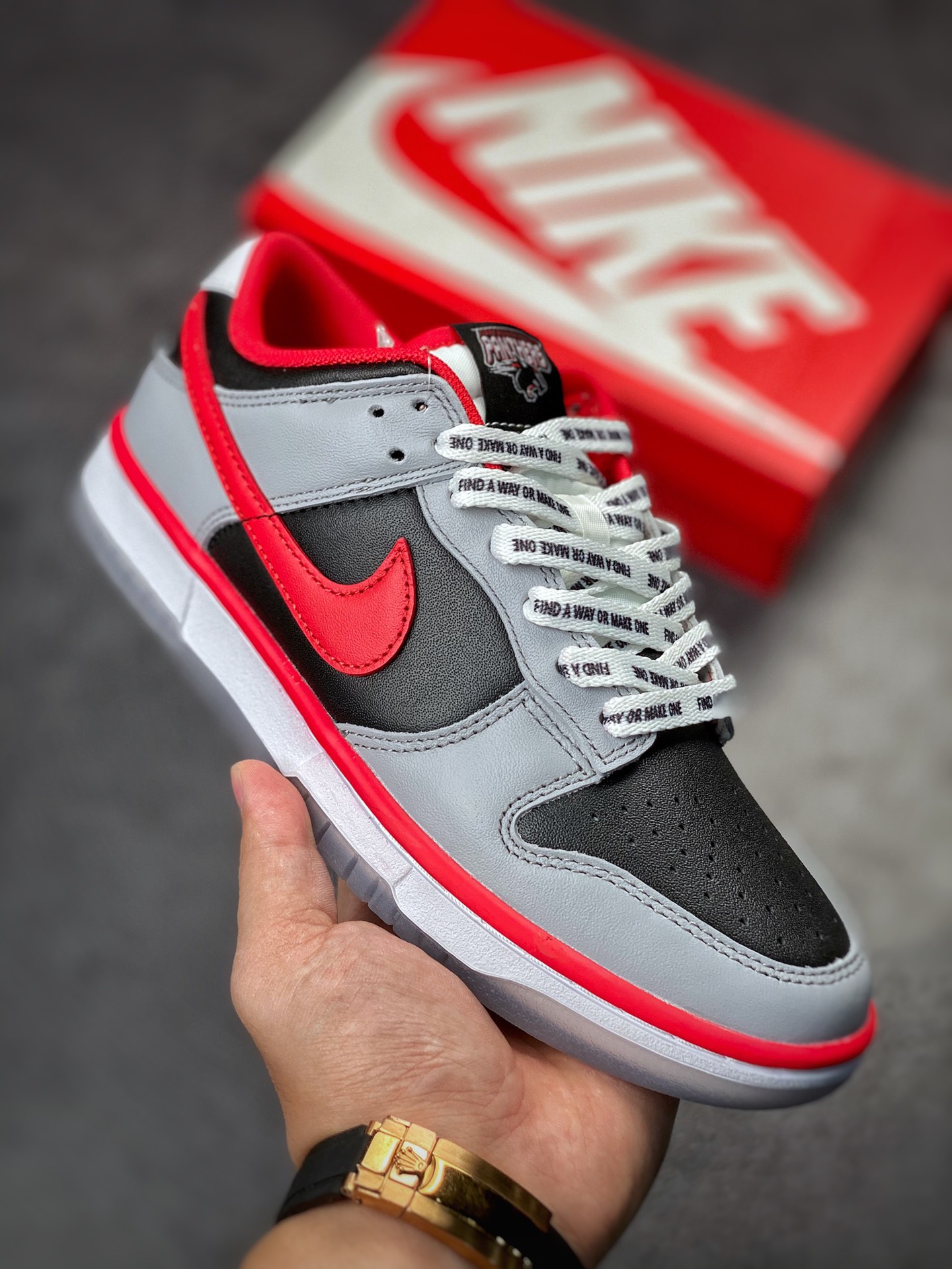 360 Nike SB Dunk Low “CAU Athletics” 黑灰红 DR6189-001