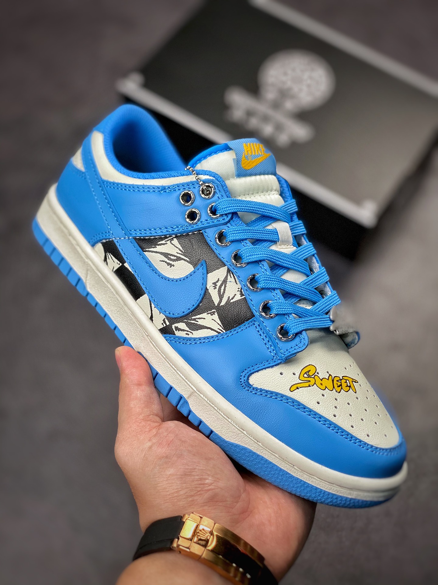 250 Nike SB Dunk Low 北卡蓝格子涂鸦DD1503-100