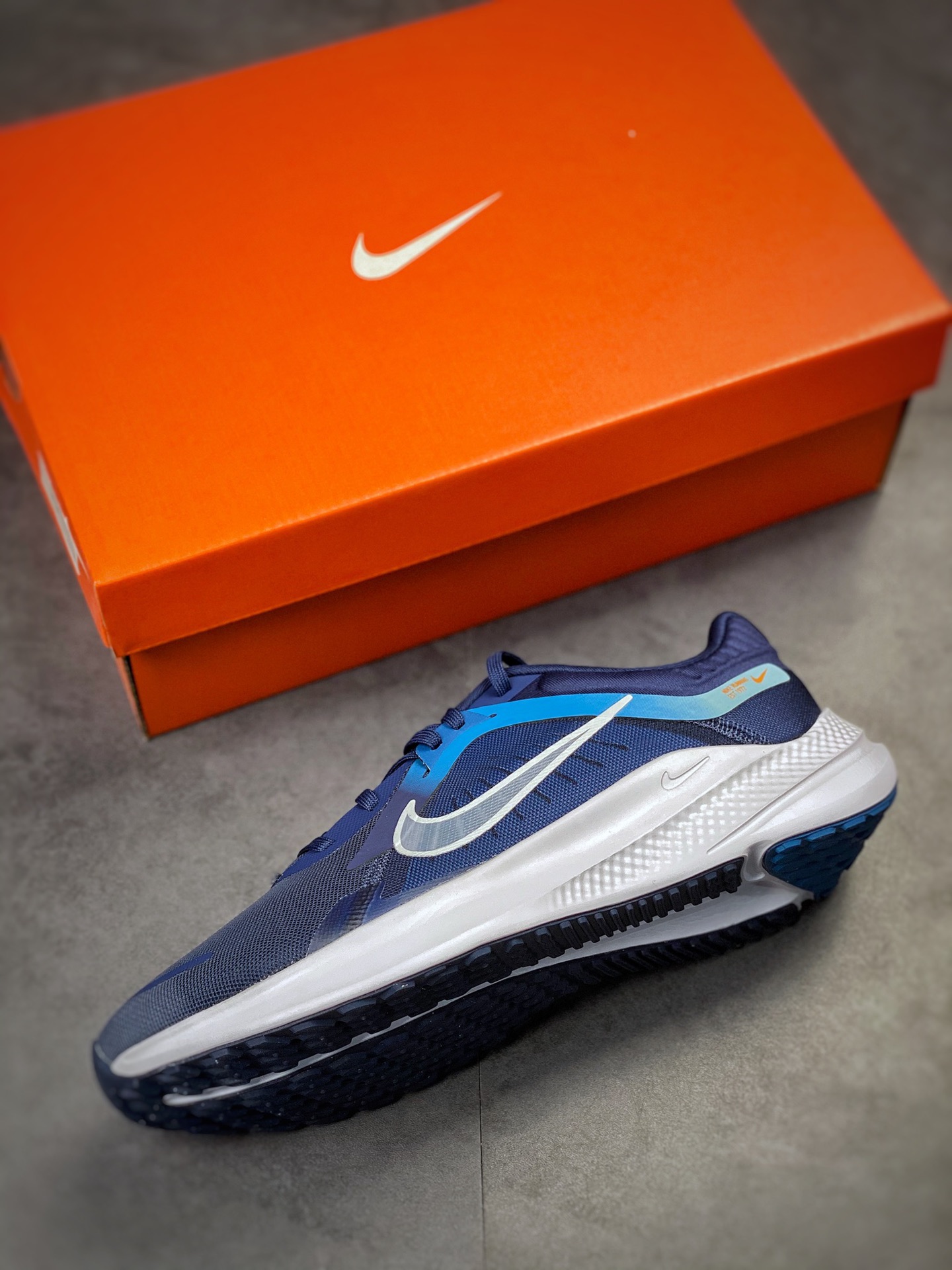 180 Nike Quest 5极速5代 网面透气 时尚休闲跑步鞋DD0204-400