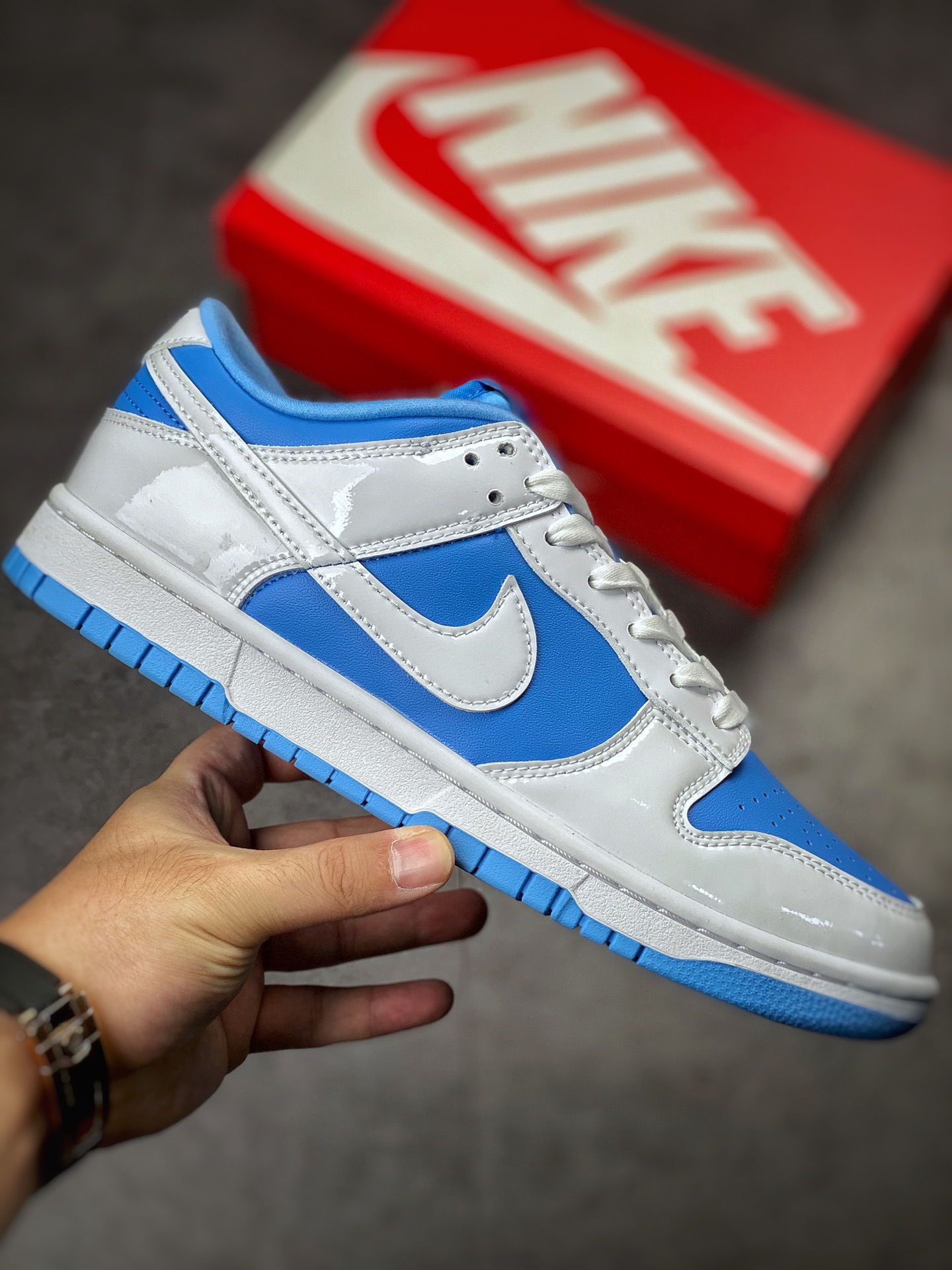 240 Nike SB Dunk Low ”Reverse UNC” 反转北卡蓝 DJ9955-101