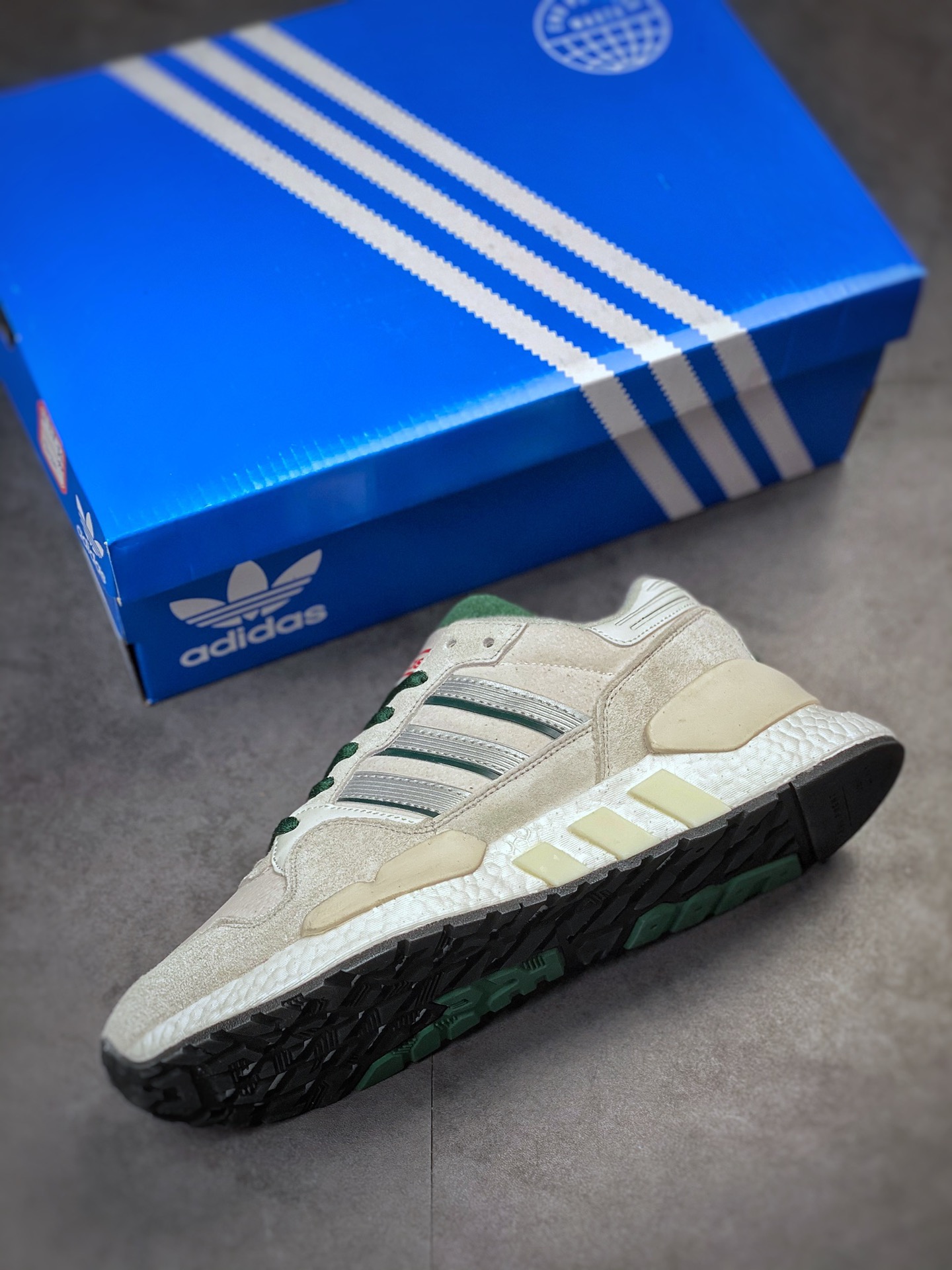 Adidas Originals ZX930 EQT retro running shoes G27115