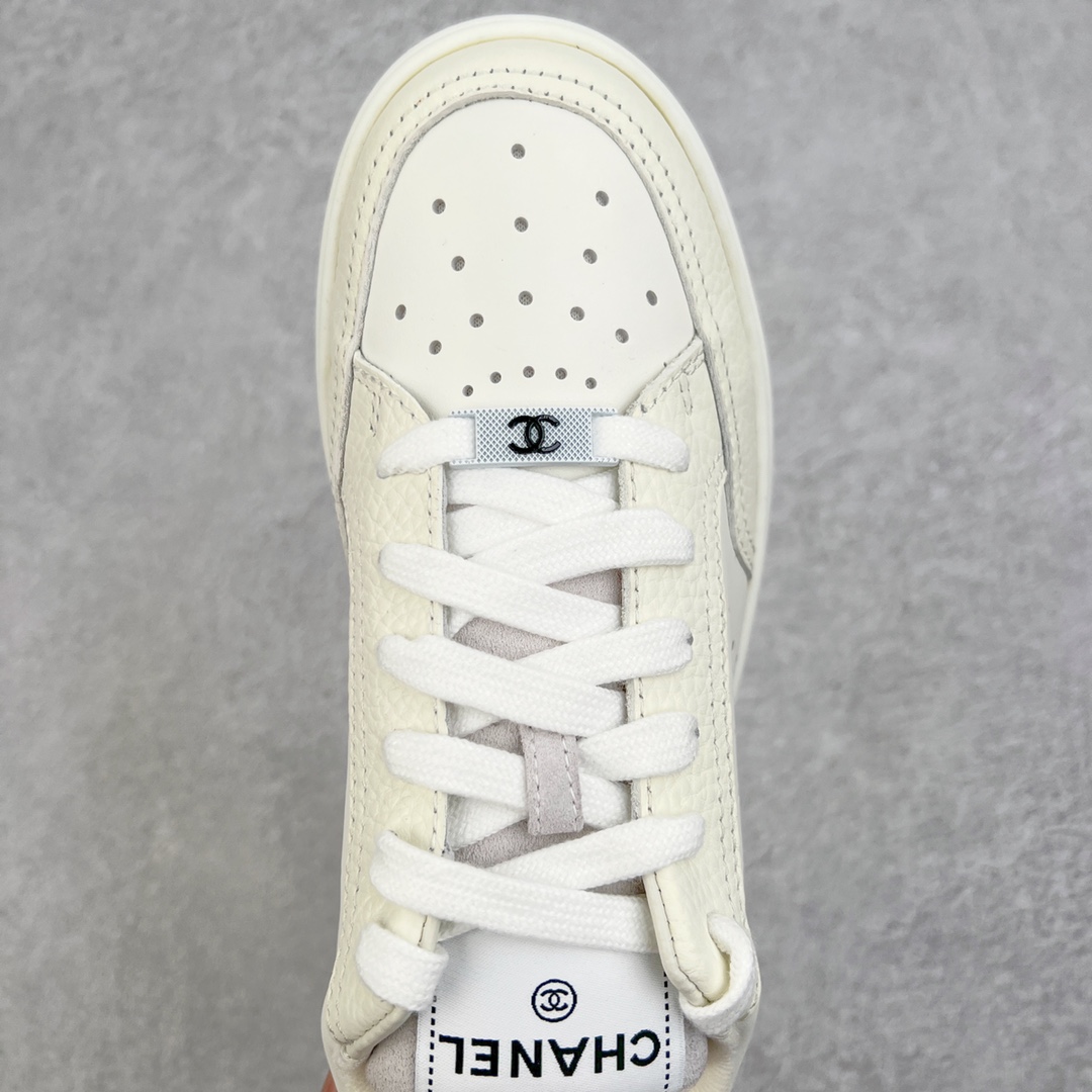 图片[4]-＃纯原福利 Chanel 22ss 香奈儿新款休闲小白鞋板鞋 经典四季通吃款 网红博主小姐姐们的挚爱 社交平台的各种夸赞 人气超高质感透气超级春夏 看到这期总能唤起少女内心对时髦的诉求 最新羊皮材质 上脚时髦感十足 容易打理配送专柜精美包装 原版定制进口羊皮材质 定制透气网里 原版开模TPU拼色大底 尺码对应库存‼️-选品中心