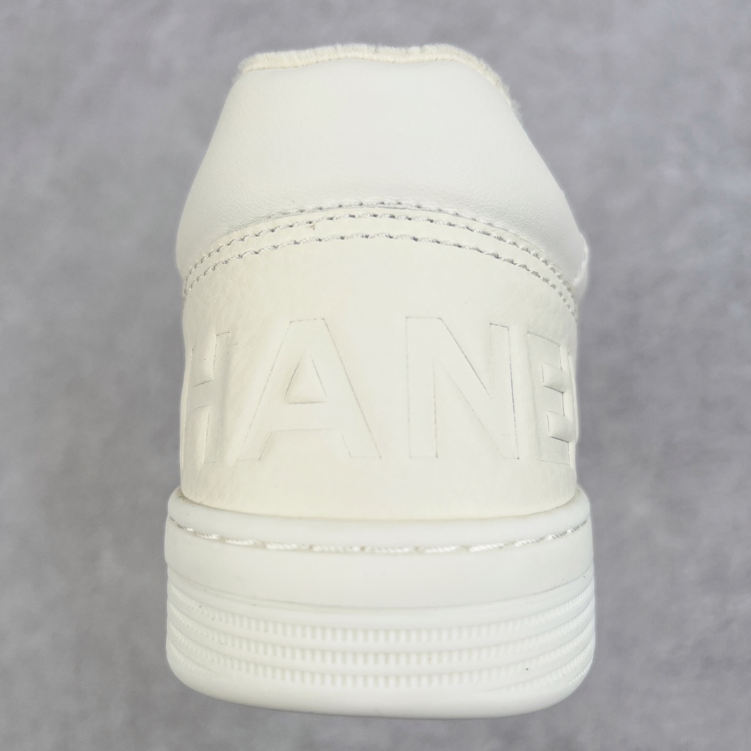 图片[8]-＃纯原福利 Chanel 22ss 香奈儿新款休闲小白鞋板鞋 经典四季通吃款 网红博主小姐姐们的挚爱 社交平台的各种夸赞 人气超高质感透气超级春夏 看到这期总能唤起少女内心对时髦的诉求 最新羊皮材质 上脚时髦感十足 容易打理配送专柜精美包装 原版定制进口羊皮材质 定制透气网里 原版开模TPU拼色大底 尺码对应库存‼️-选品中心