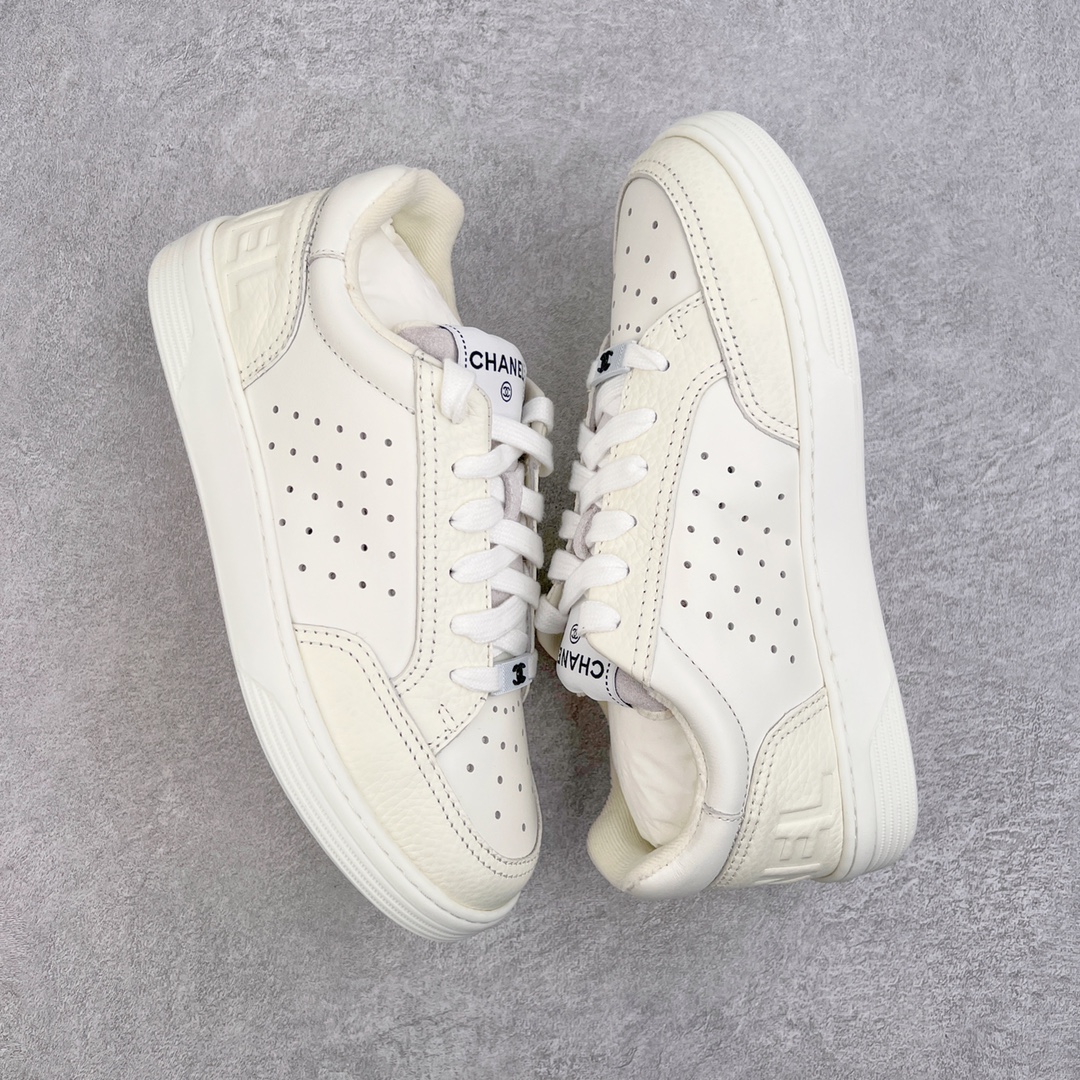 图片[3]-＃纯原福利 Chanel 22ss 香奈儿新款休闲小白鞋板鞋 经典四季通吃款 网红博主小姐姐们的挚爱 社交平台的各种夸赞 人气超高质感透气超级春夏 看到这期总能唤起少女内心对时髦的诉求 最新羊皮材质 上脚时髦感十足 容易打理配送专柜精美包装 原版定制进口羊皮材质 定制透气网里 原版开模TPU拼色大底 尺码对应库存‼️-选品中心