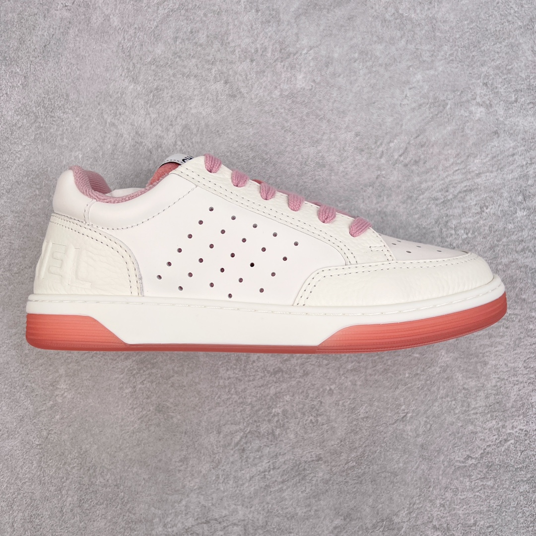 ＃纯原福利 Chanel 22ss 香奈儿新款休闲小白鞋板鞋 经典四季通吃款 网红博主小姐姐们的挚爱 社交平台的各种夸赞 人气超高质感透气超级春夏 看到这期总能唤起少女内心对时髦的诉求 最新羊皮材质 上脚时髦感十足 容易打理配送专柜精美包装 原版定制进口羊皮材质 定制透气网里 原版开模TPU拼色大底 尺码对应库存‼️-选品中心