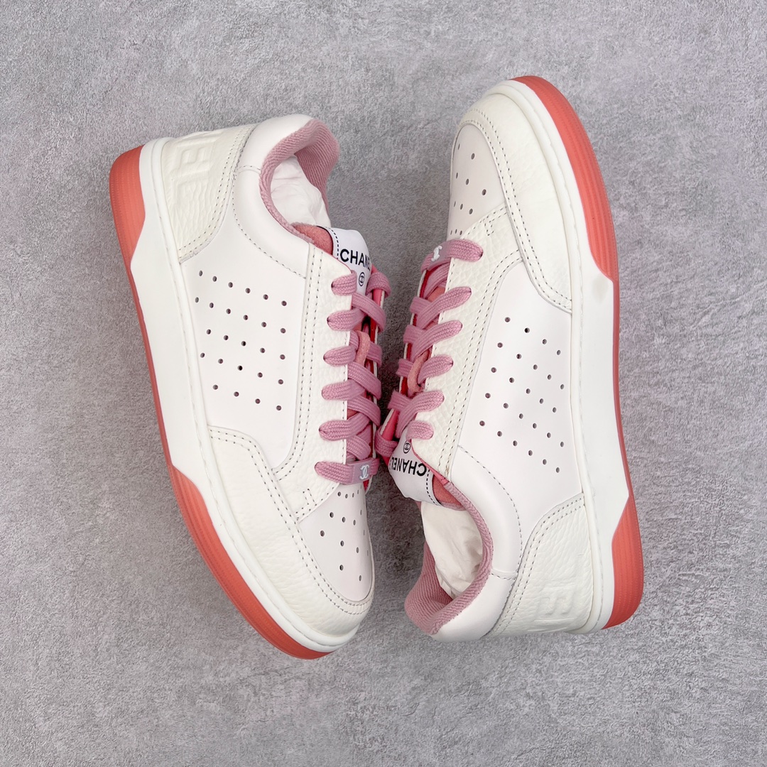 图片[3]-＃纯原福利 Chanel 22ss 香奈儿新款休闲小白鞋板鞋 经典四季通吃款 网红博主小姐姐们的挚爱 社交平台的各种夸赞 人气超高质感透气超级春夏 看到这期总能唤起少女内心对时髦的诉求 最新羊皮材质 上脚时髦感十足 容易打理配送专柜精美包装 原版定制进口羊皮材质 定制透气网里 原版开模TPU拼色大底 尺码对应库存‼️-选品中心