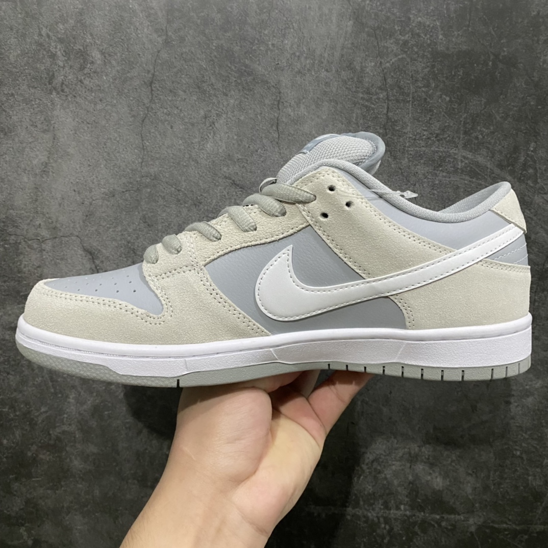 图片[2]-纯原性价比版本Dunk SB 北极狐 顶级的配置 白菜的价格 原厂皮料 正确鞋型 正确勾子材质 这个版本是真心的性价比的天花板 同价位 全市场绝对找不到如此好品质的货 此版本有几十个经典配色，全部一样价格 欢迎咨询‼️ 货号：AR0778-110 尺码：36-46-选品中心