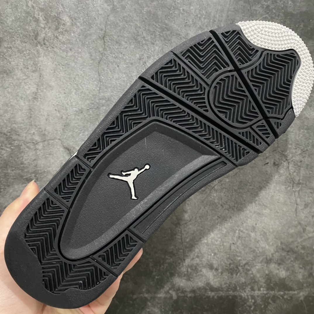 图片[9]-外贸纯原Air Jordan AJ4奥利奥2015版 老款荔枝皮奥利奥 314254-003 整鞋身使用超软摔纹荔枝皮 质感十足 老牌AJ4大厂出品 鞋型到位 细节可圈可点无可挑剔 尺码：40-47.5-选品中心