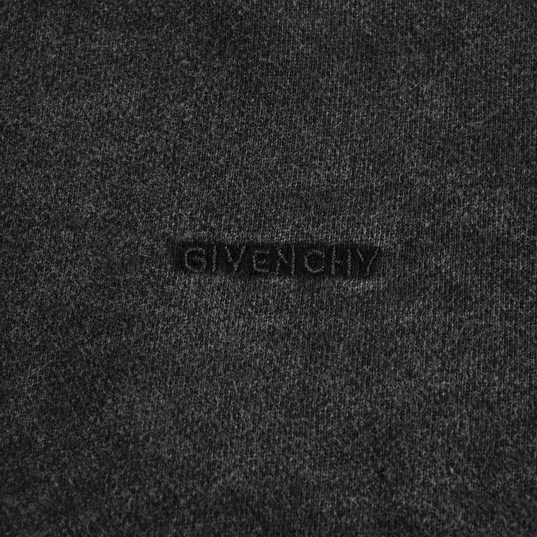 GIVENCHY & Chito联名系列涂鸦狗头印花水洗连帽卫衣