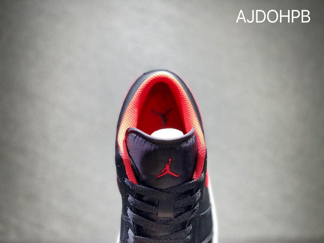 200 NIKE Air Jordan 1 Low 乔丹低帮休闲板鞋553558-063