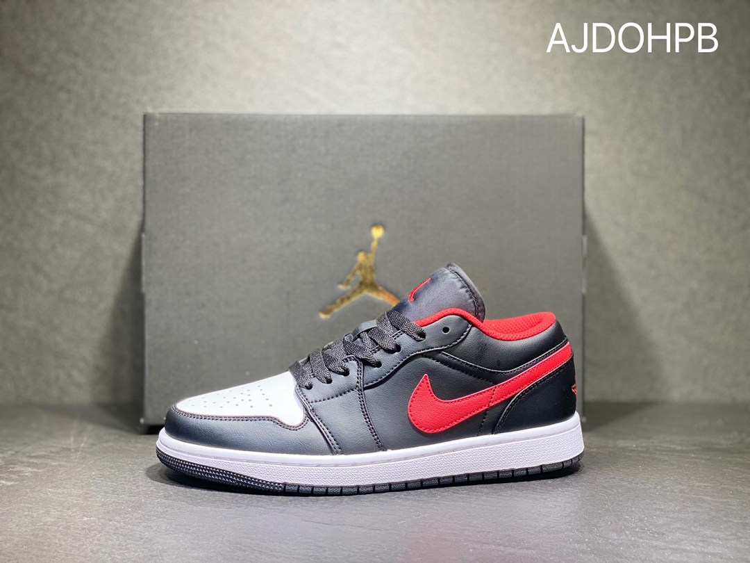 200 NIKE Air Jordan 1 Low 乔丹低帮休闲板鞋553558-063