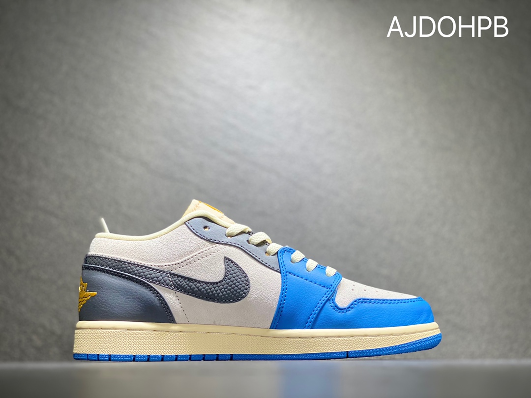 200 NIKE Air Jordan 1 Low 乔丹低帮休闲板鞋 DZ5376-469