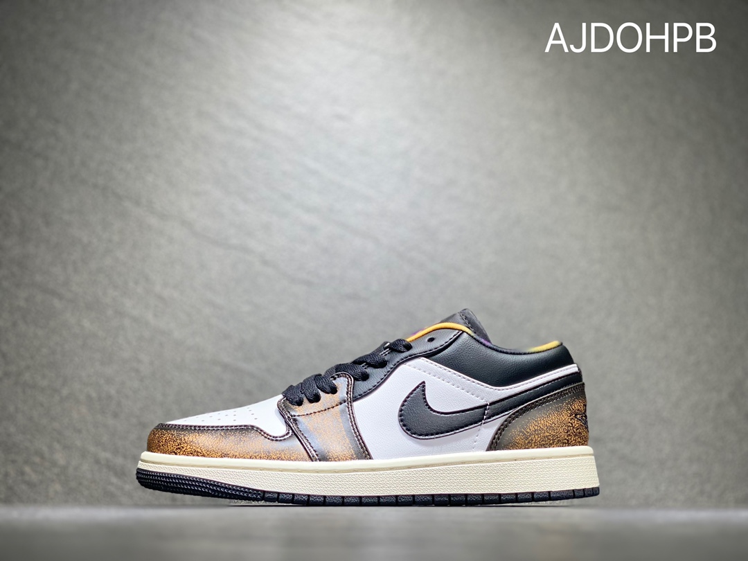 200 NIKE Air Jordan 1 Low 乔丹低帮休闲板鞋  DQ8421-001