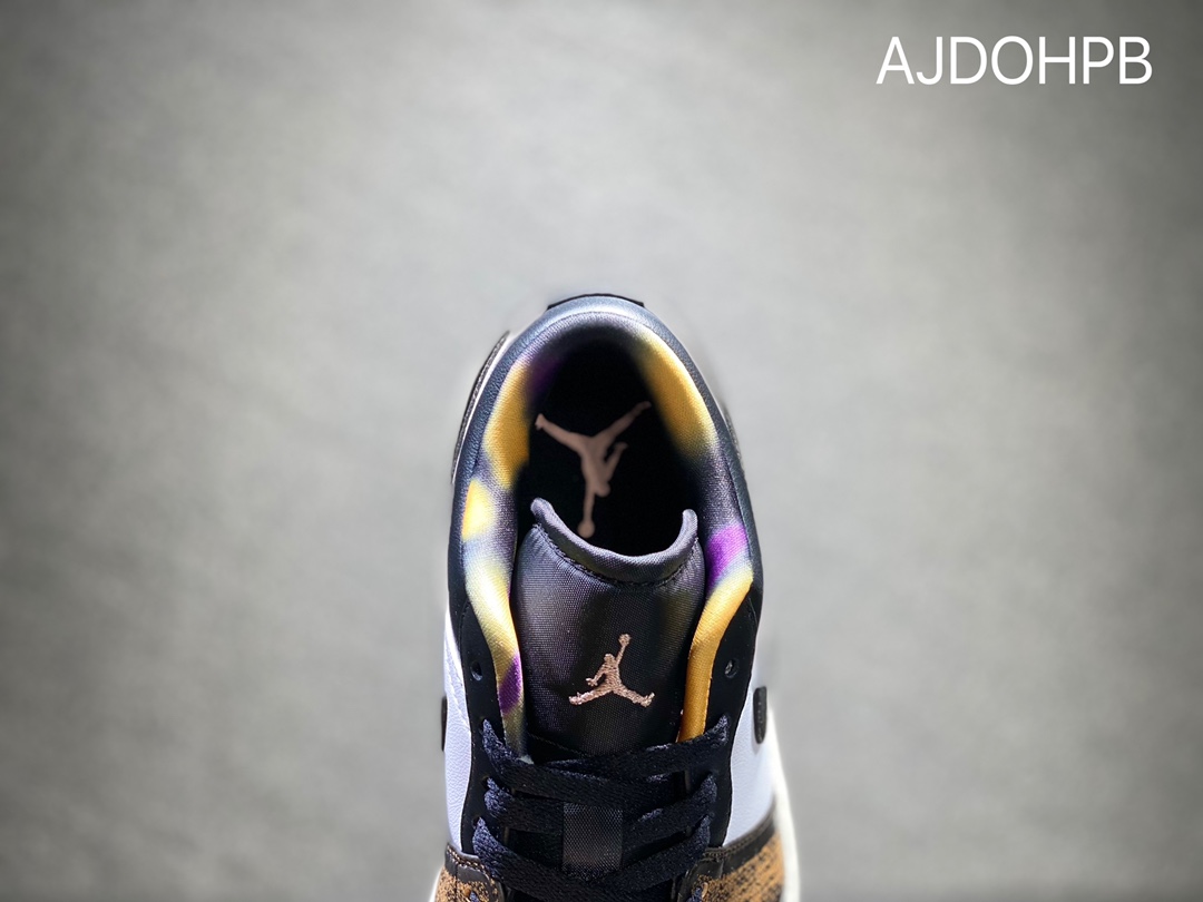 200 NIKE Air Jordan 1 Low 乔丹低帮休闲板鞋  DQ8421-001
