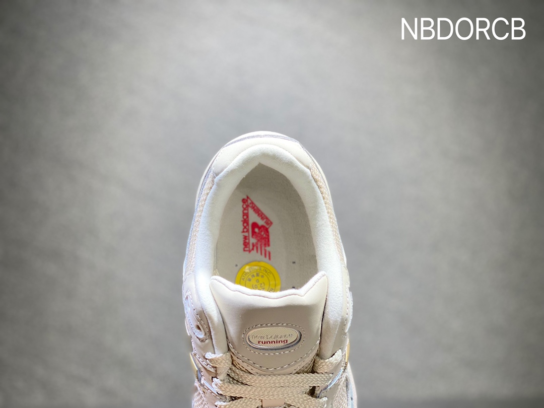 Join hands with Korean street brand Thisisneverthat x NBNew Balance ML2002 series retro daddy casual sports jogging shoes