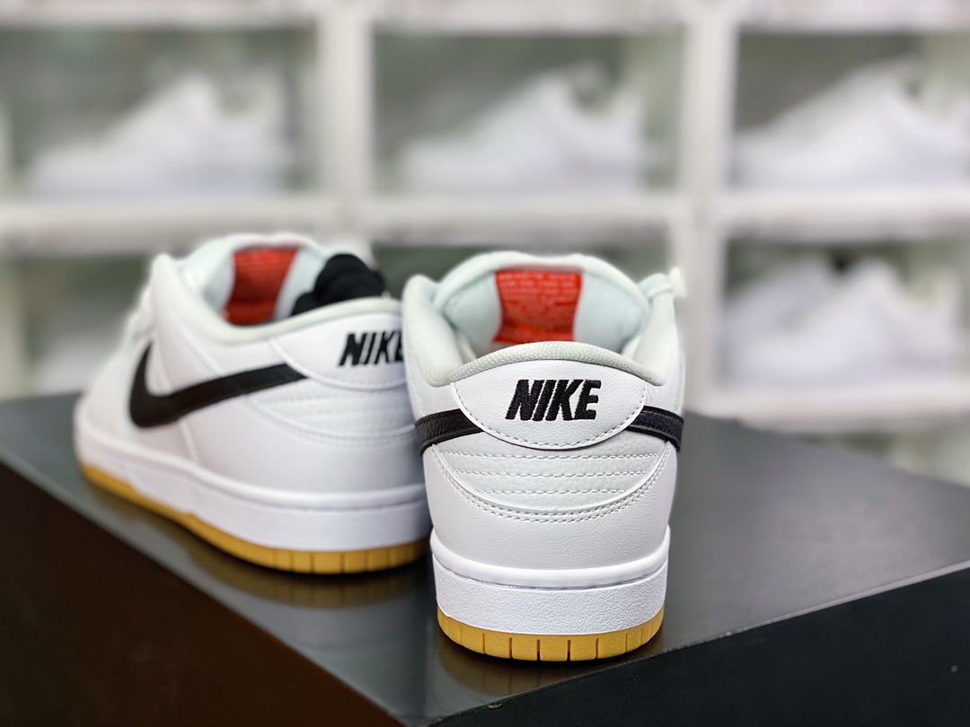 SB Dunk Low Pro ”Orange Label White” dunk series CD2563-100