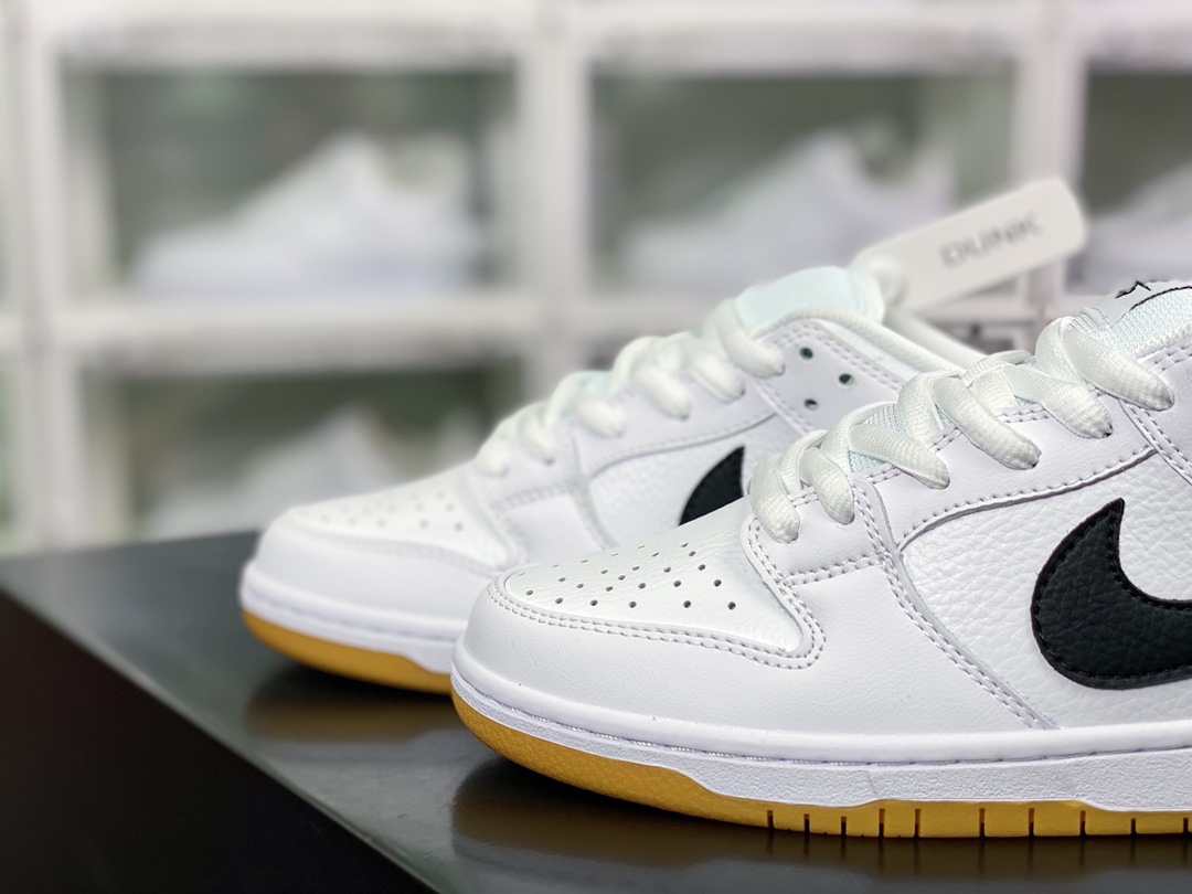 SB Dunk Low Pro ”Orange Label White” dunk series CD2563-100