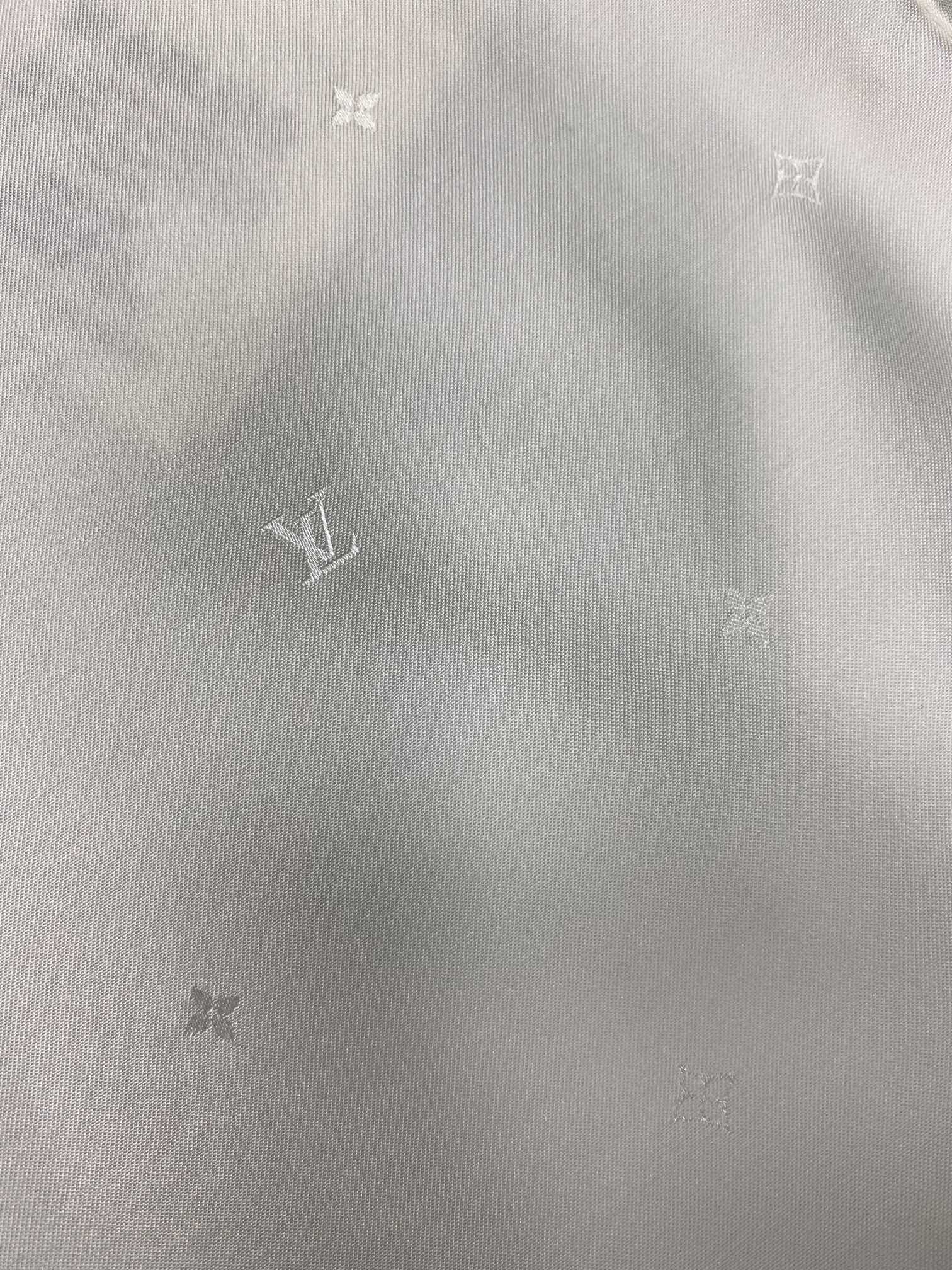루이비통 여성 셔츠 129764 Louis Vuitton Shirt 썸네일 이미지