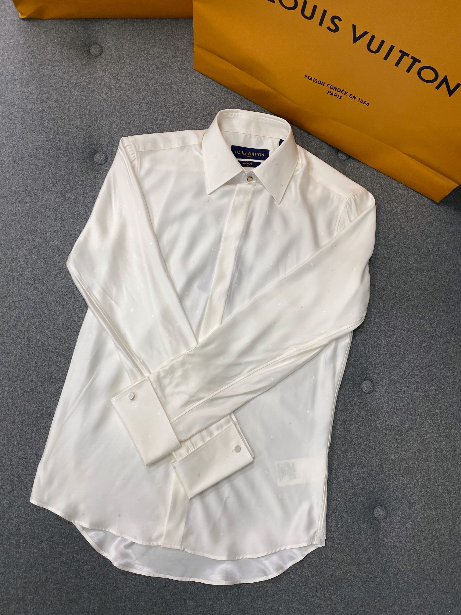 루이비통 여성 셔츠 129764 Louis Vuitton Shirt