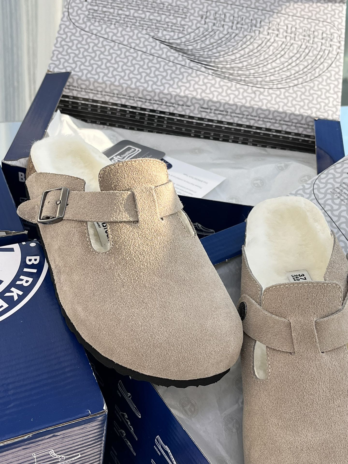 Fashionable Birkenstock Slippers for Comfortable Winter Style – Small Ashes - 图片 8