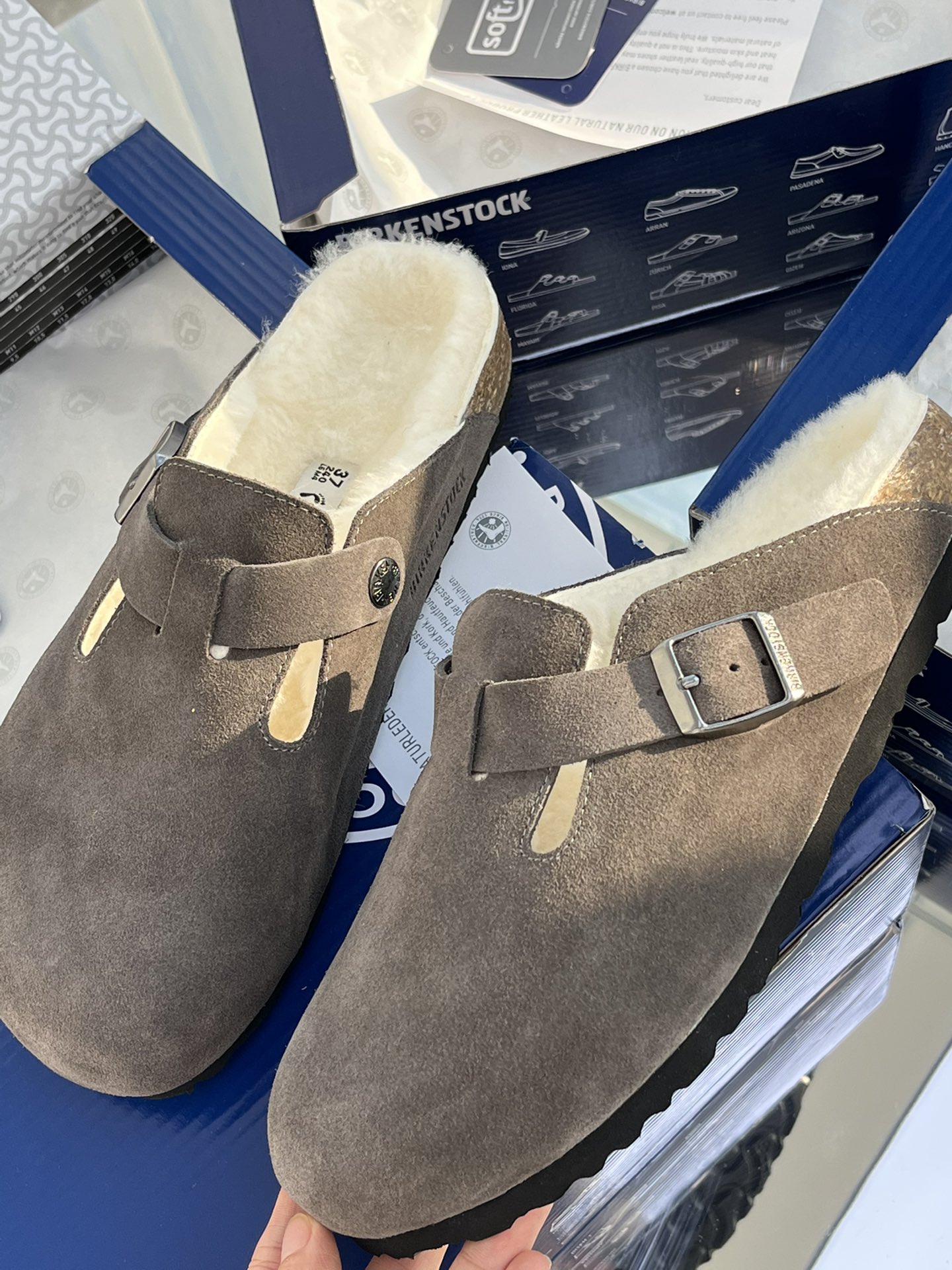 Fashionable Bracken Shoes: Comfortable Winter Slippers from Korea - 图片 4