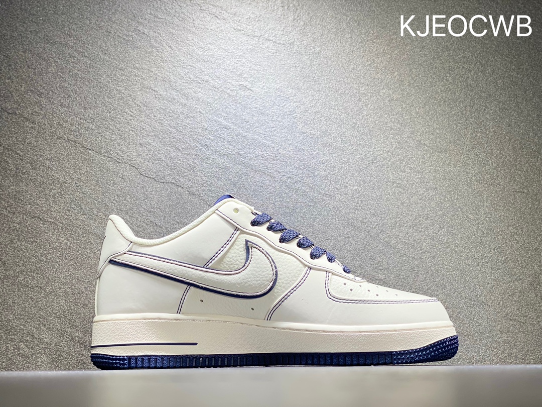 240 Nike Air Force 1 空军一号UN3699-033