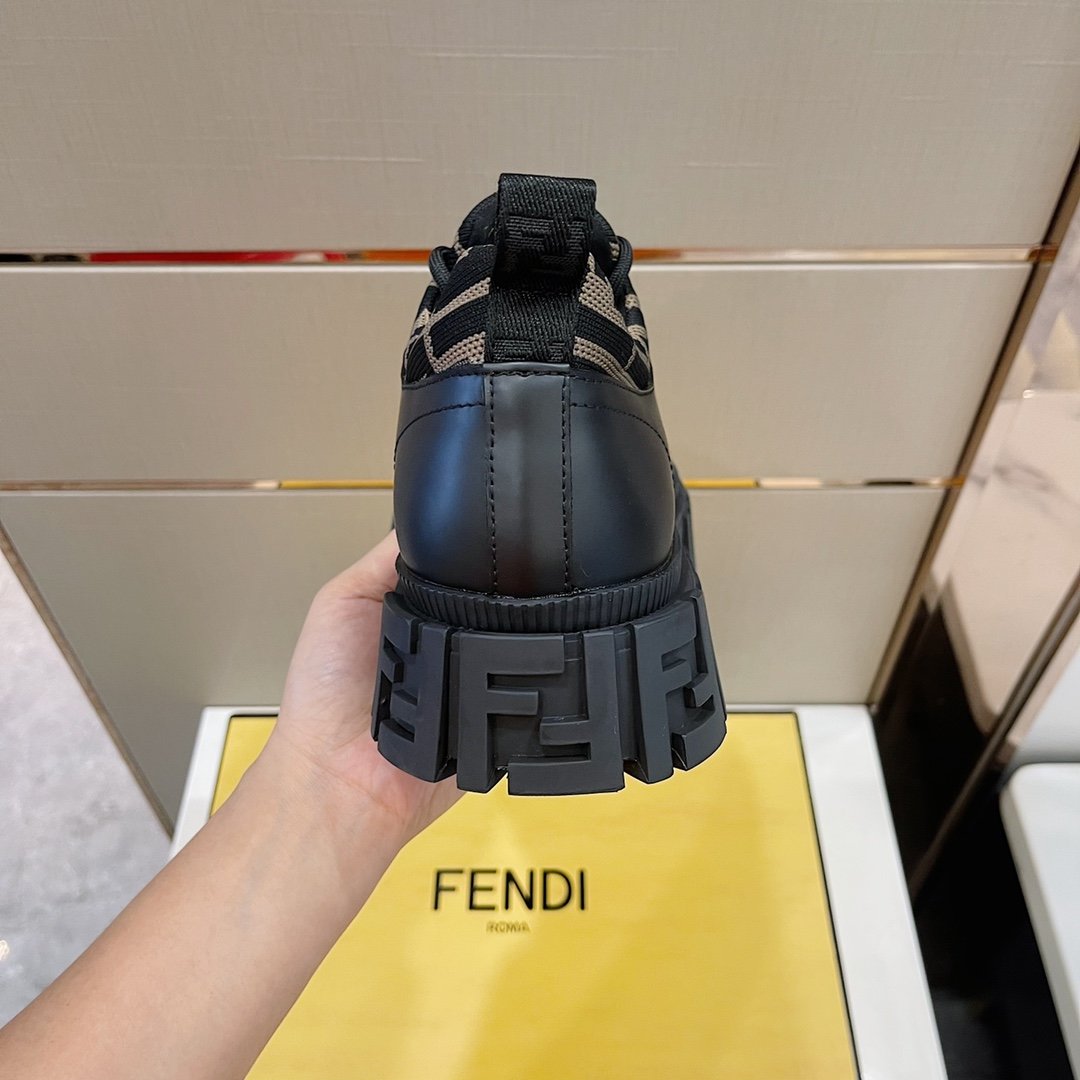 FendīForce黑色牛皮系带鞋黑