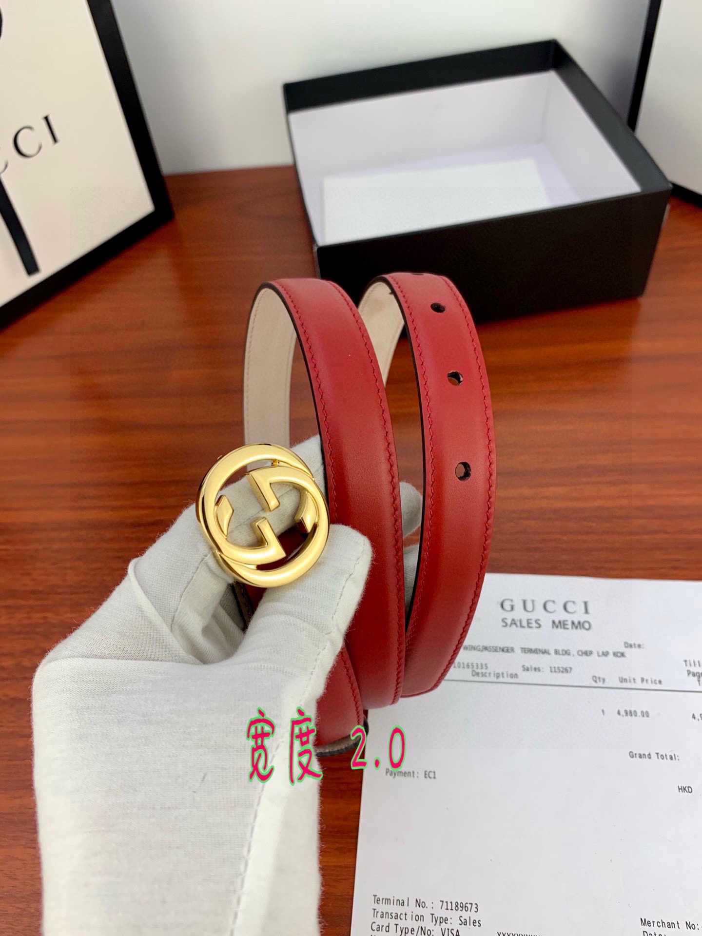 宽度2.0cm G U C C I 此细款腰带用采光头小层牛皮 金/银/枪色双G带扣