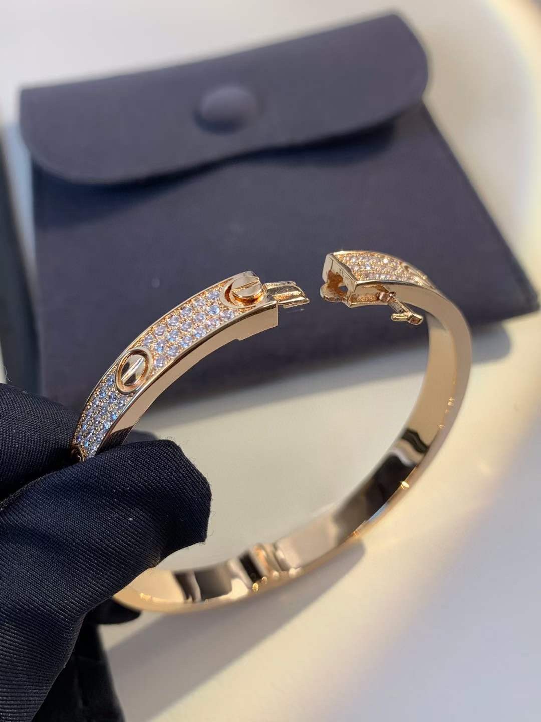 Cartier Cartier宽版 满星天手镯 CNC 版