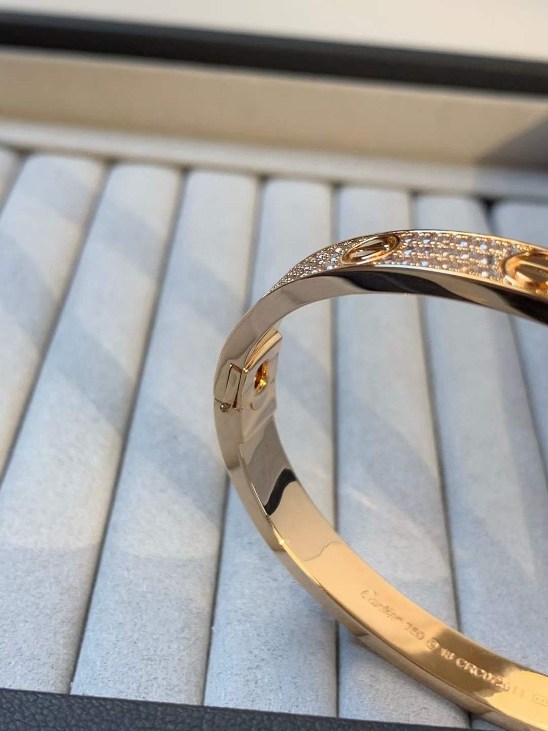Cartier Cartier宽版 满星天手镯 CNC 版