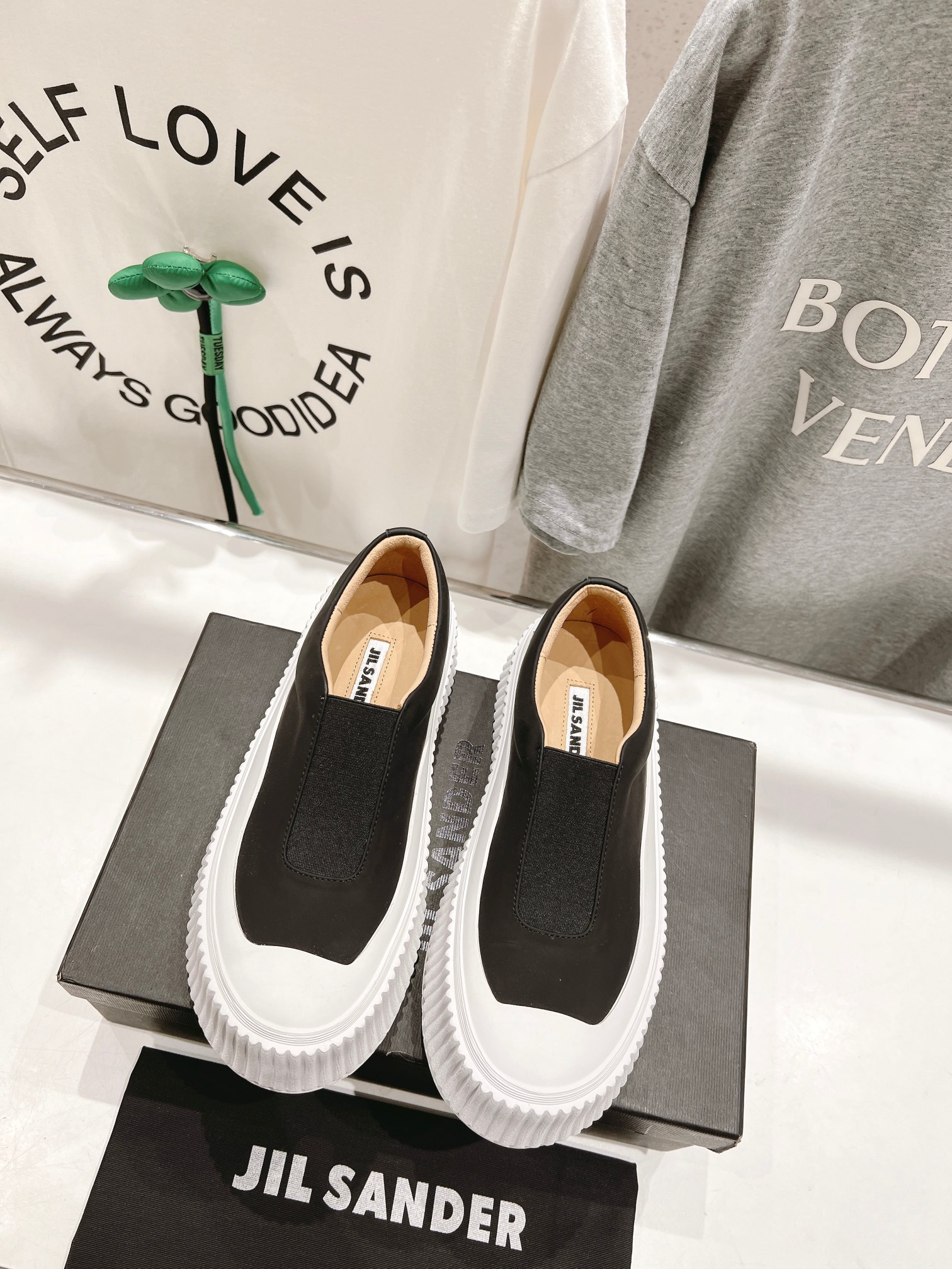 2022 Jill Sanders Gilsanda Red Discovery King Shoes Review - 图片 2