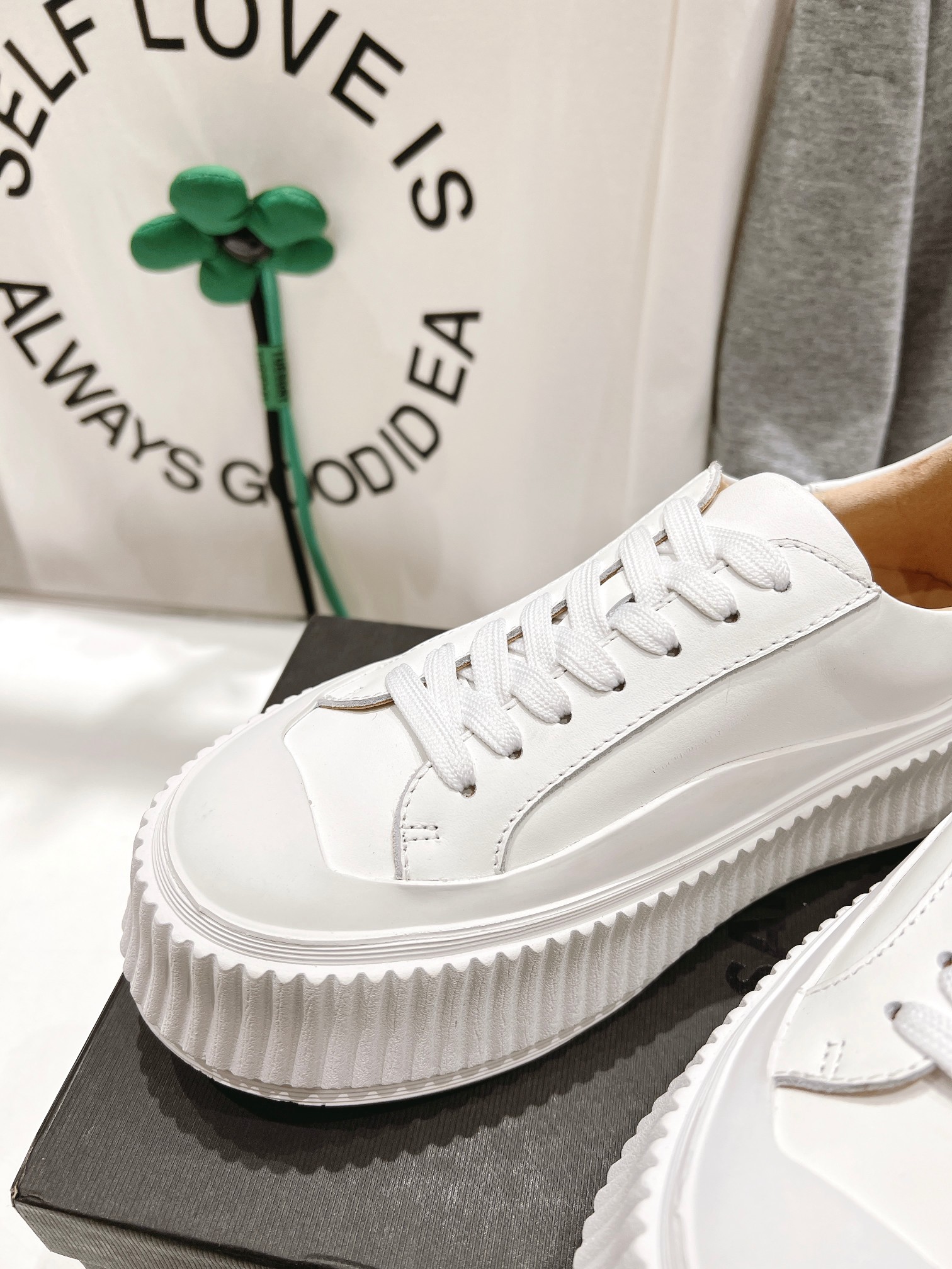 2022 Jill Sanders Gilsanda Red Discovery King Shoes Review - 图片 5