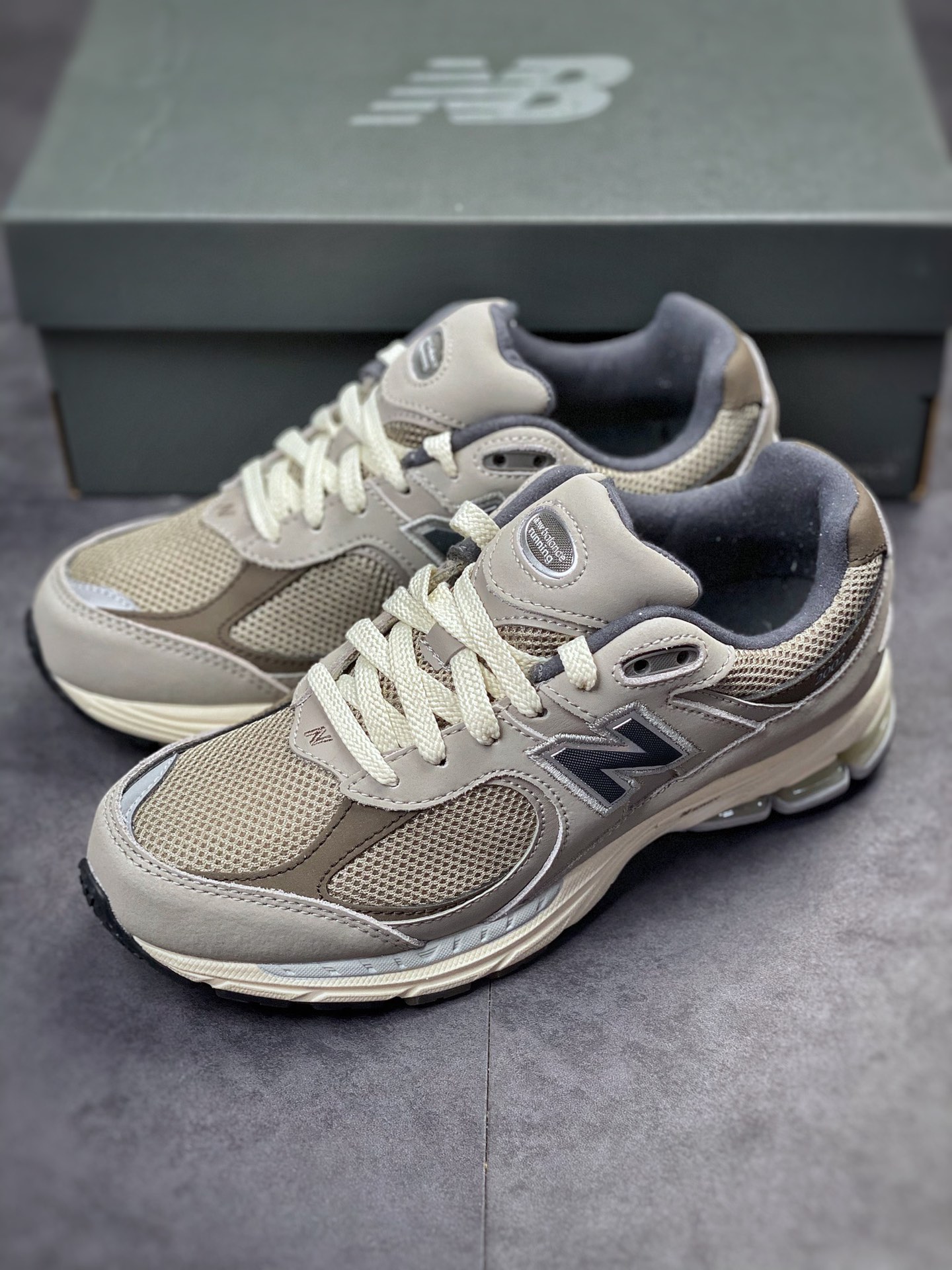 NewBalance2002R retro item correct version M2002RAW