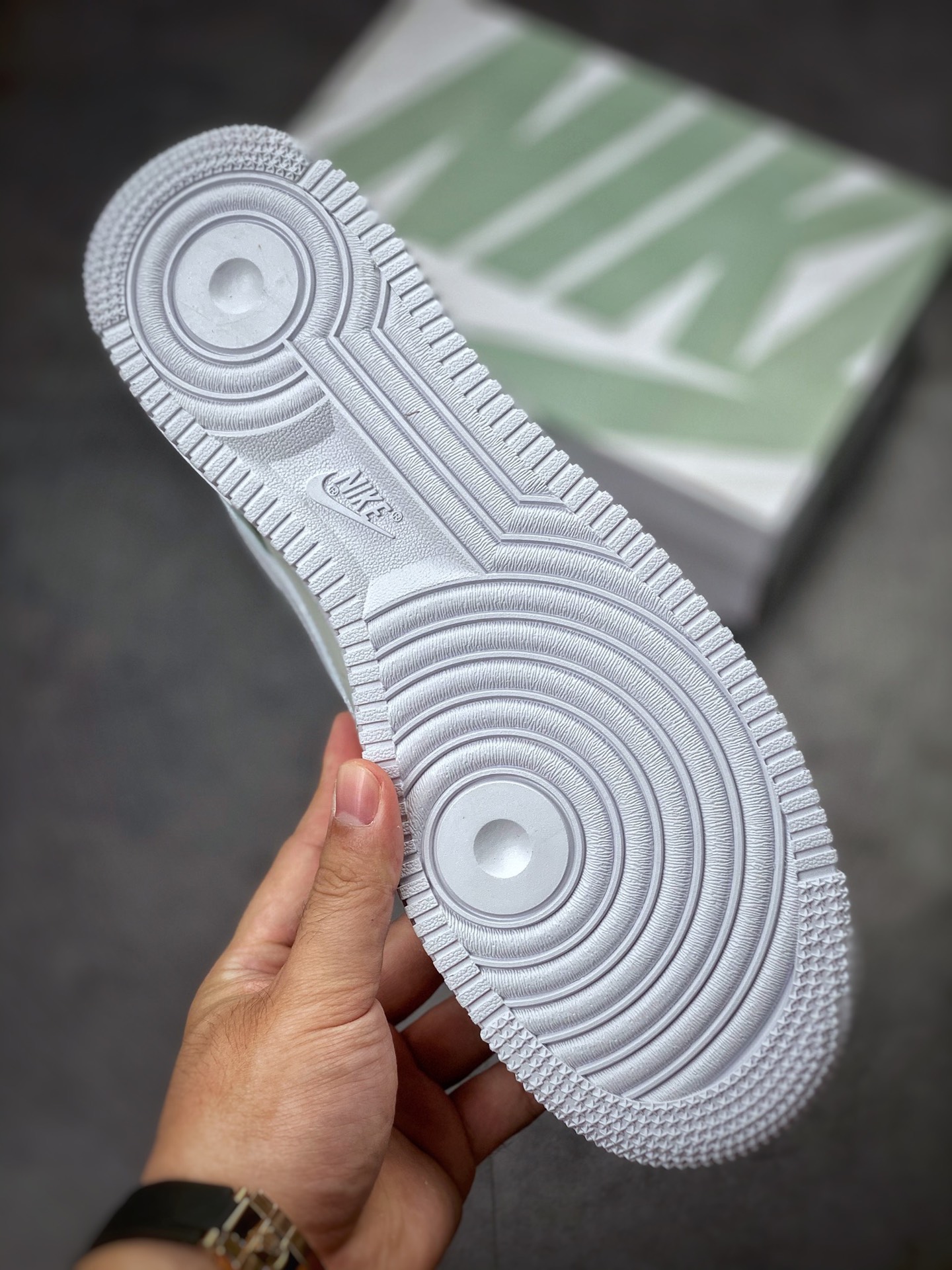 230 Nike Air Force 1 Low 07 渐变绿泼墨 MM6023-336