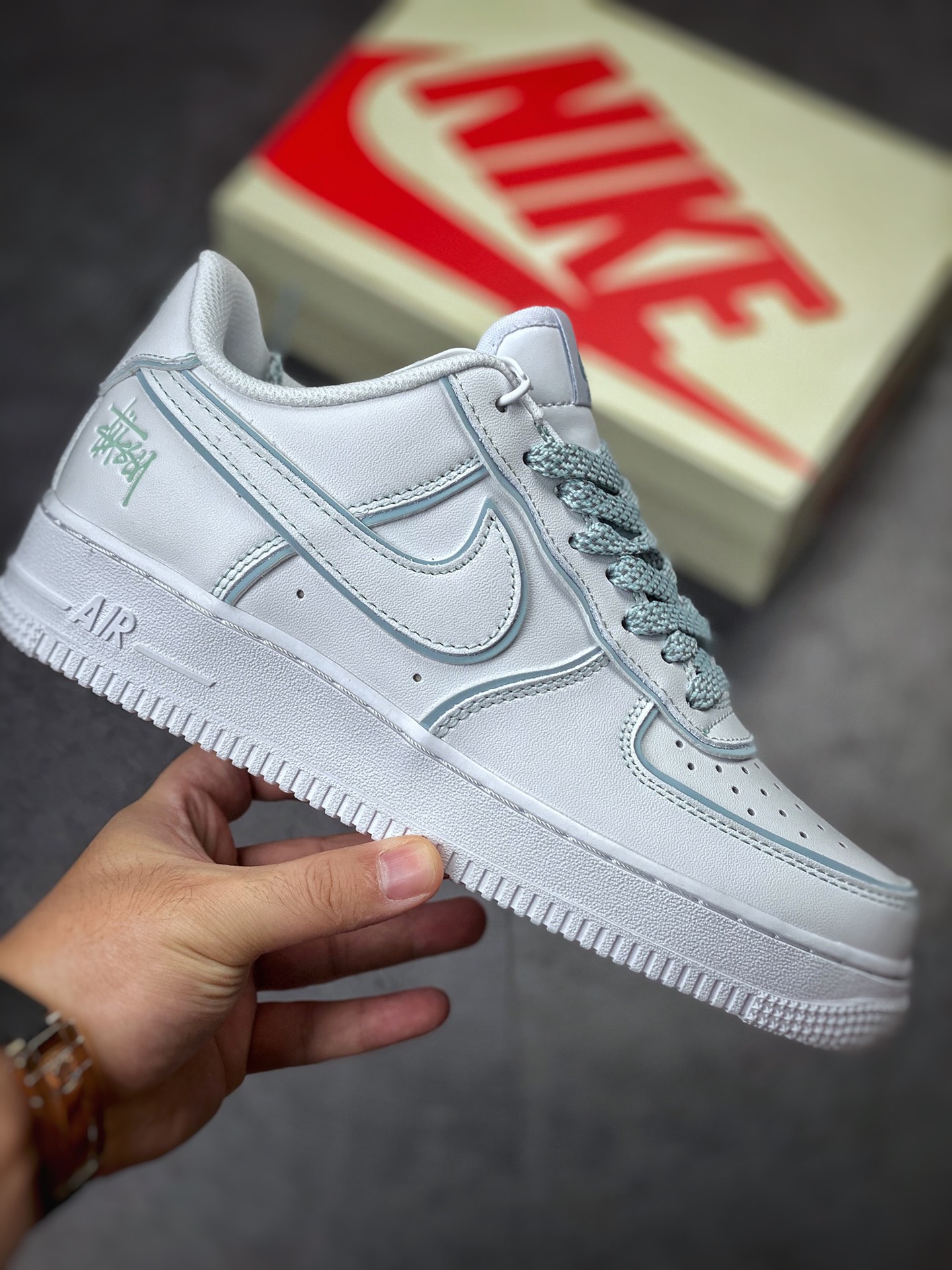 250 Nike Air Force 1 Low 07 Stussy 斯图西联名淡绿反光DT0617-029