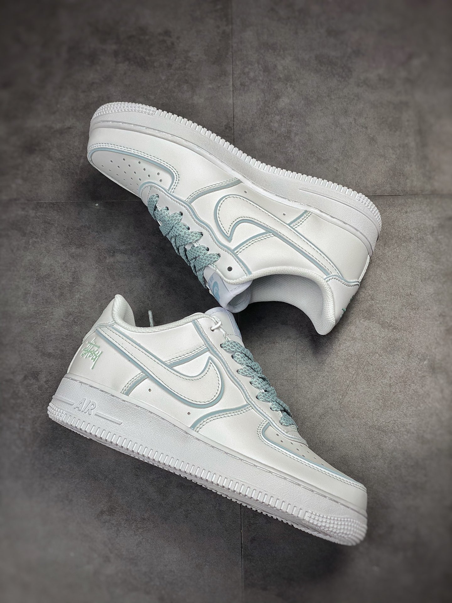 250 Nike Air Force 1 Low 07 Stussy 斯图西联名淡绿反光DT0617-029
