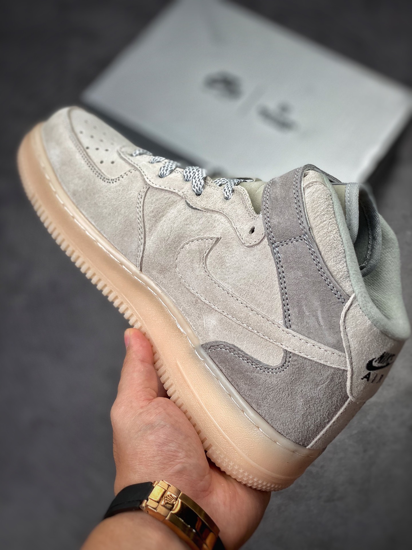 250 Nike Air Force 1 Mid Reigning Champ 卫冕冠军联名807618-300
