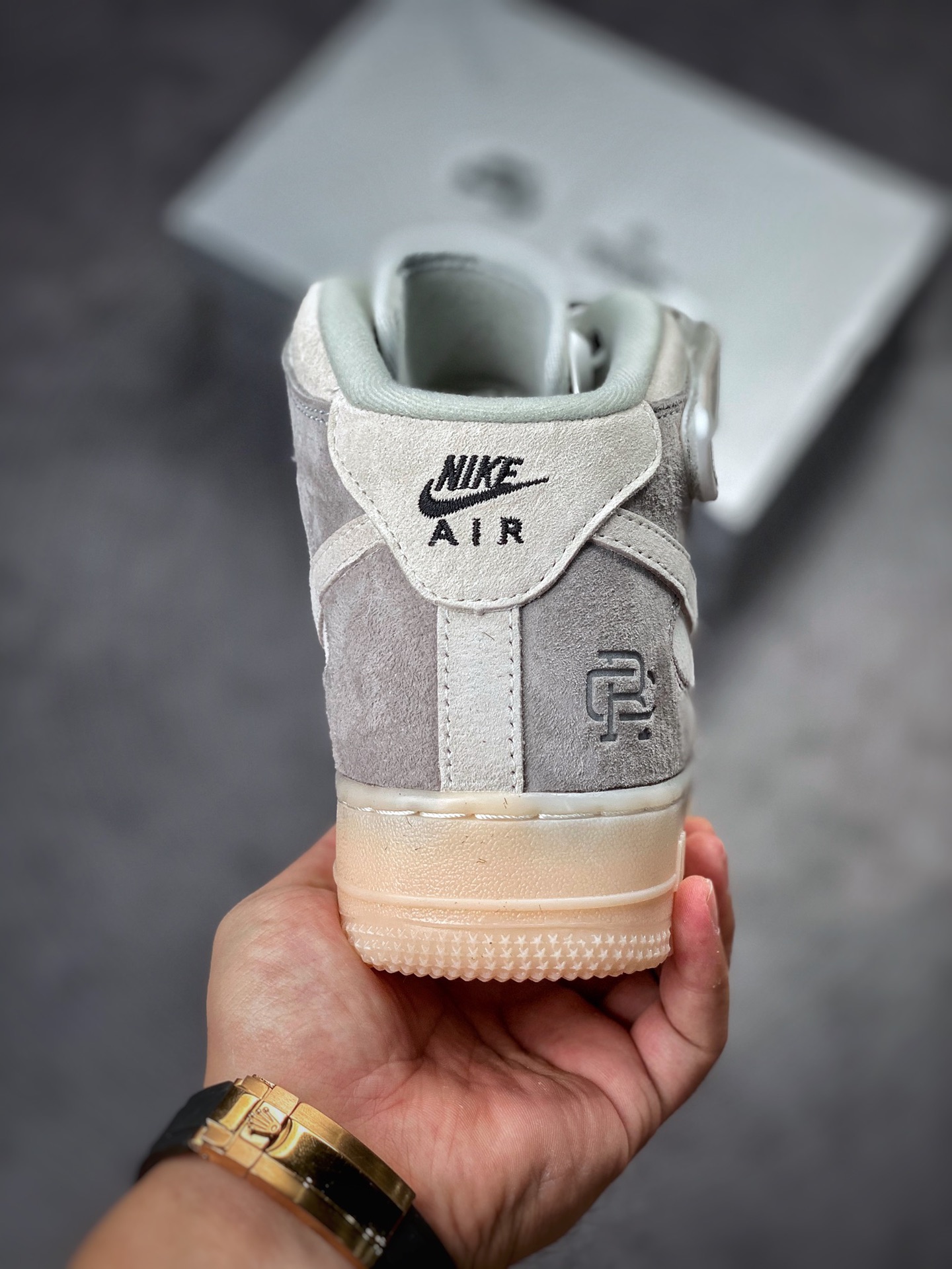250 Nike Air Force 1 Mid Reigning Champ 卫冕冠军联名807618-300