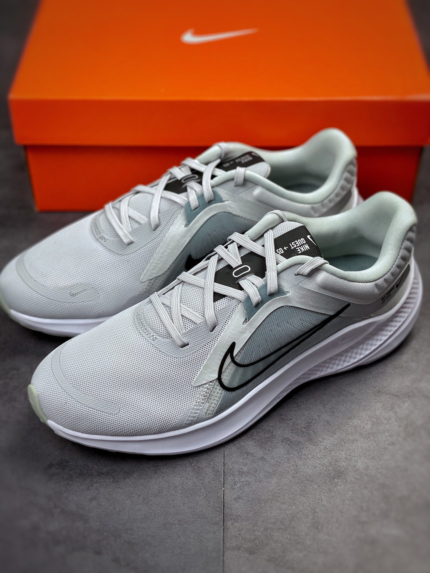 180 Nike Quest 5极速5代 网面透气 时尚休闲跑步鞋 DD0204-002