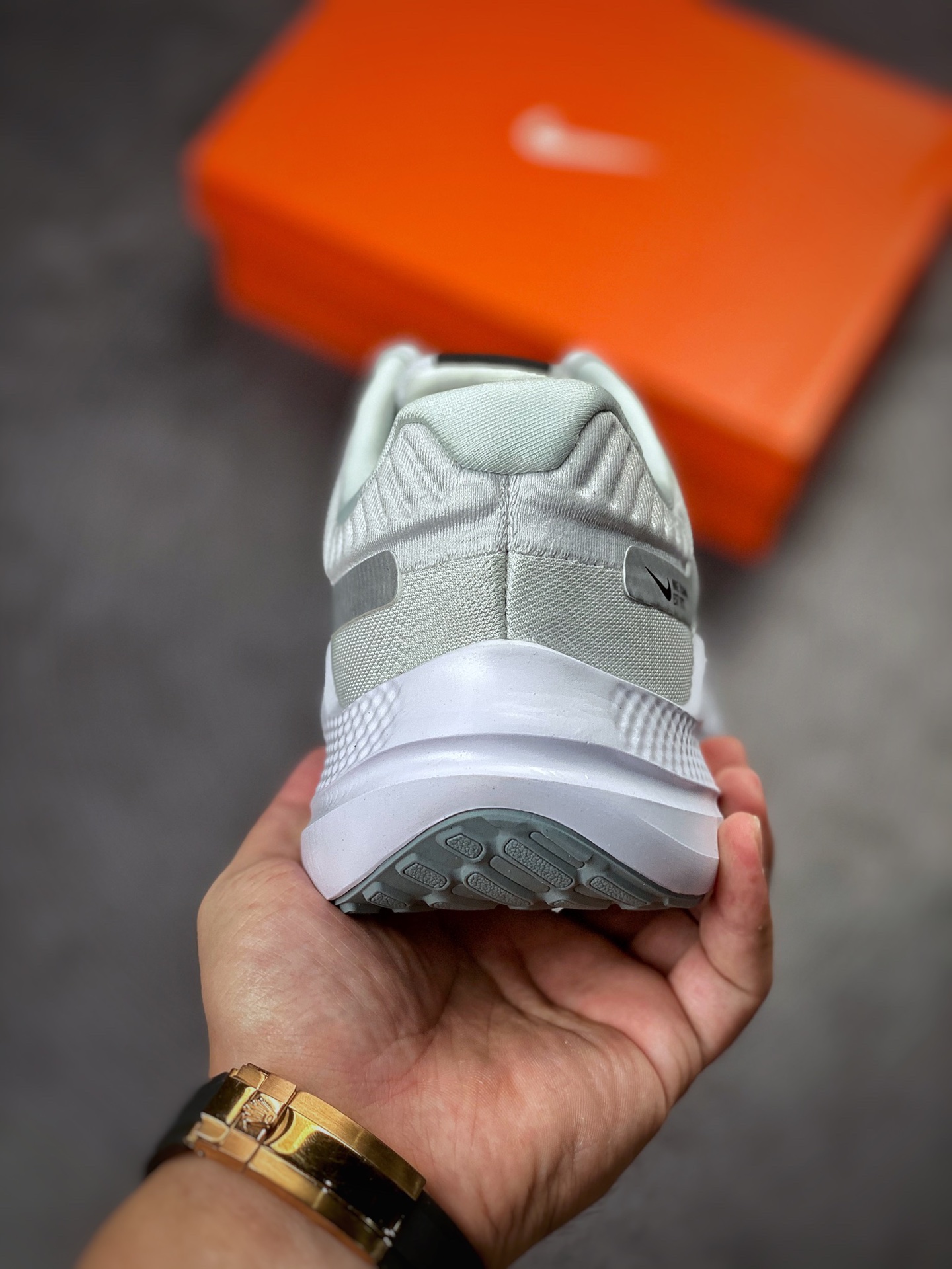 180 Nike Quest 5极速5代 网面透气 时尚休闲跑步鞋 DD0204-002