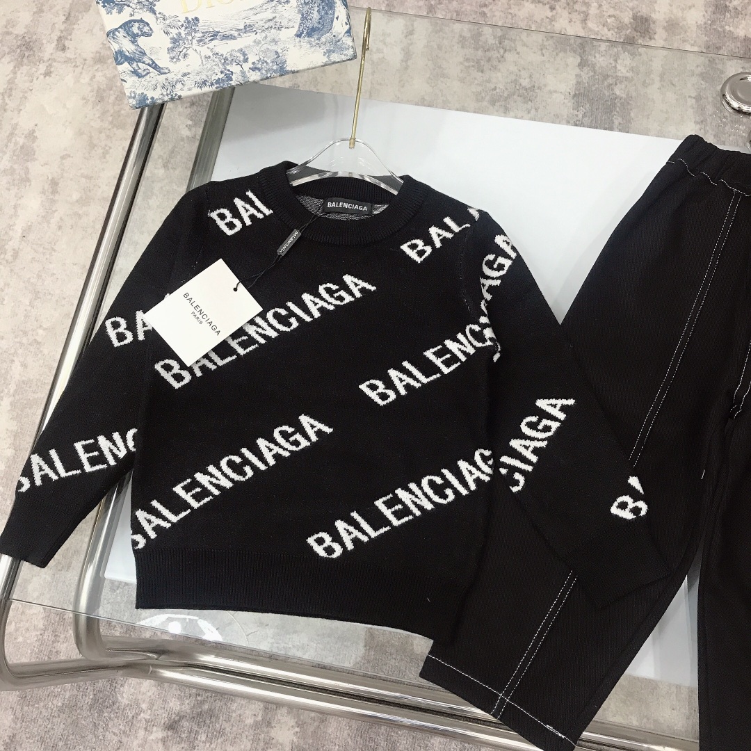 “Balenciaga Parisian Suit: Knit Details, High-Sweating Cotton, Comfortable and Stylish Kids’ Wear” - 图片 2