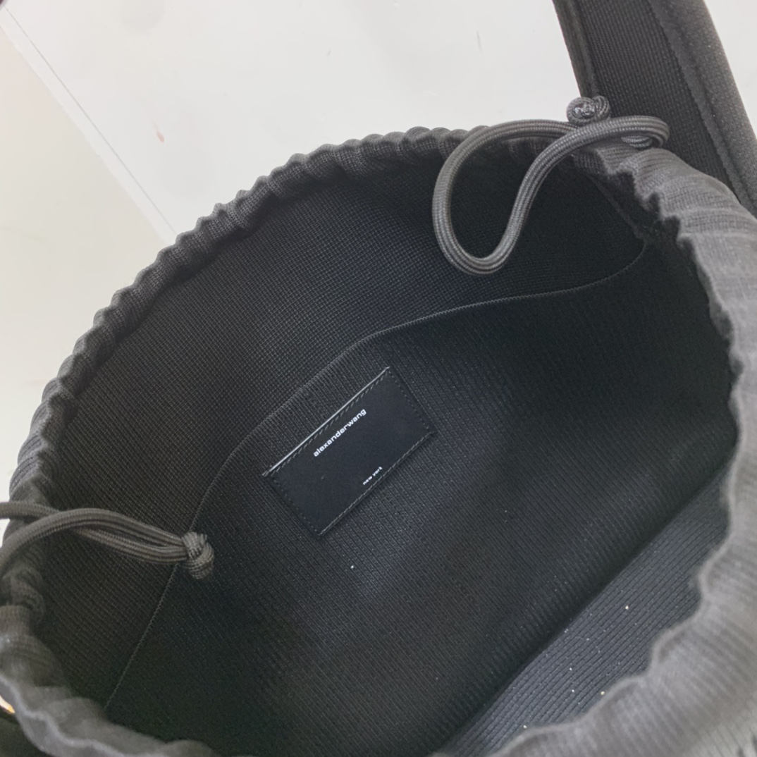 Alexander Wang’s New Knitted Ryan Handbags for 2022 Spring and Summer - 图片 6